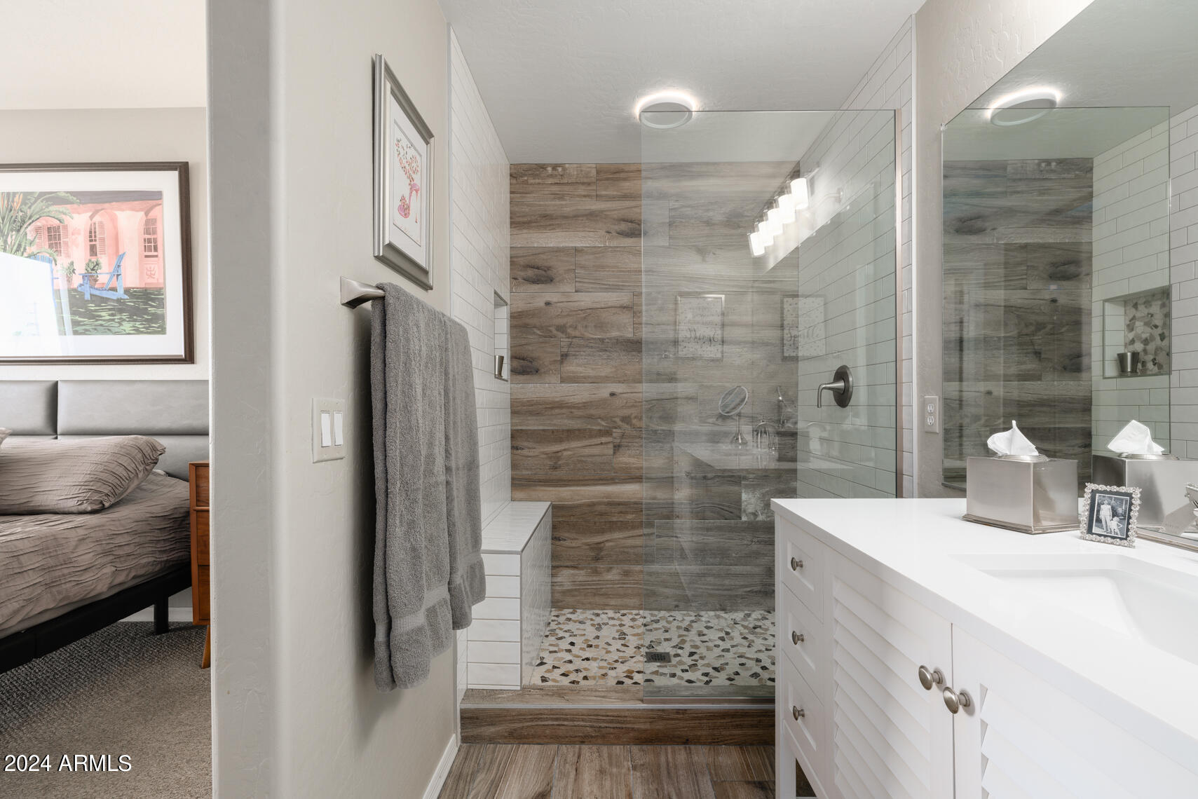 2019 E CAMPBELL Avenue, 108