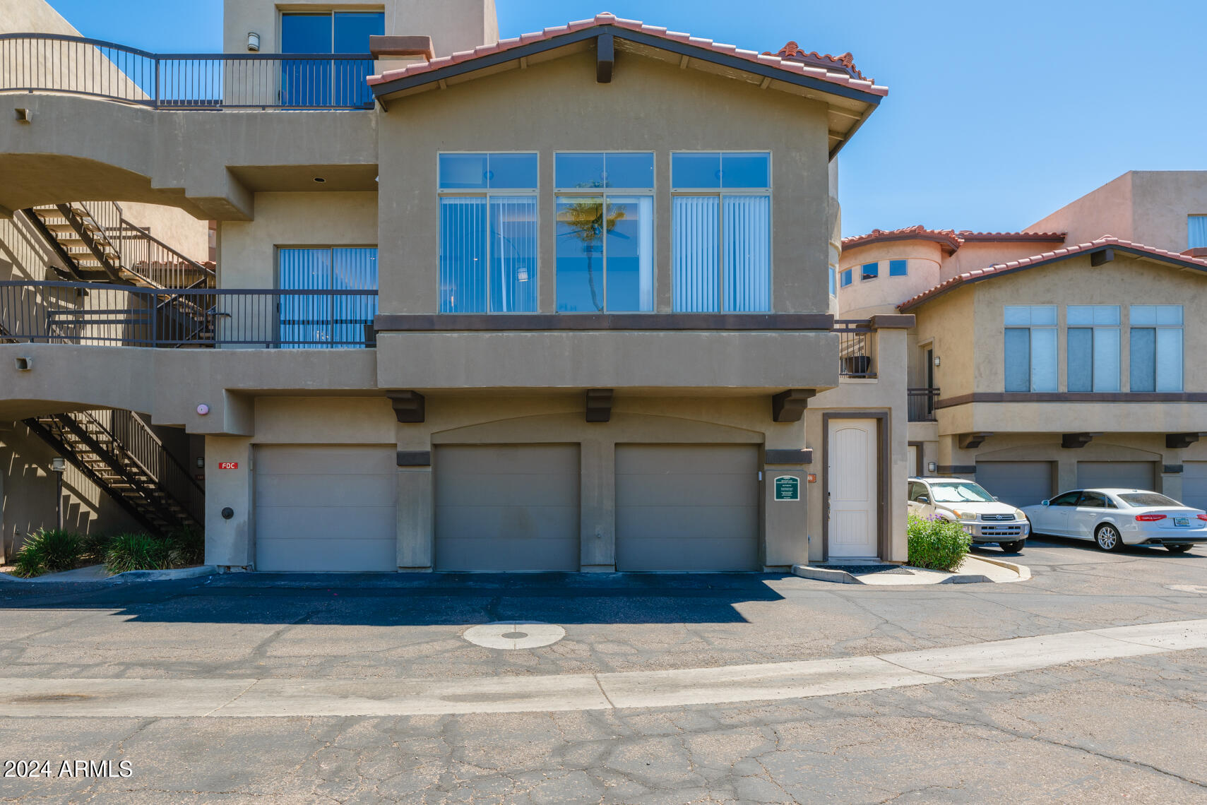 2019 E CAMPBELL Avenue, 108