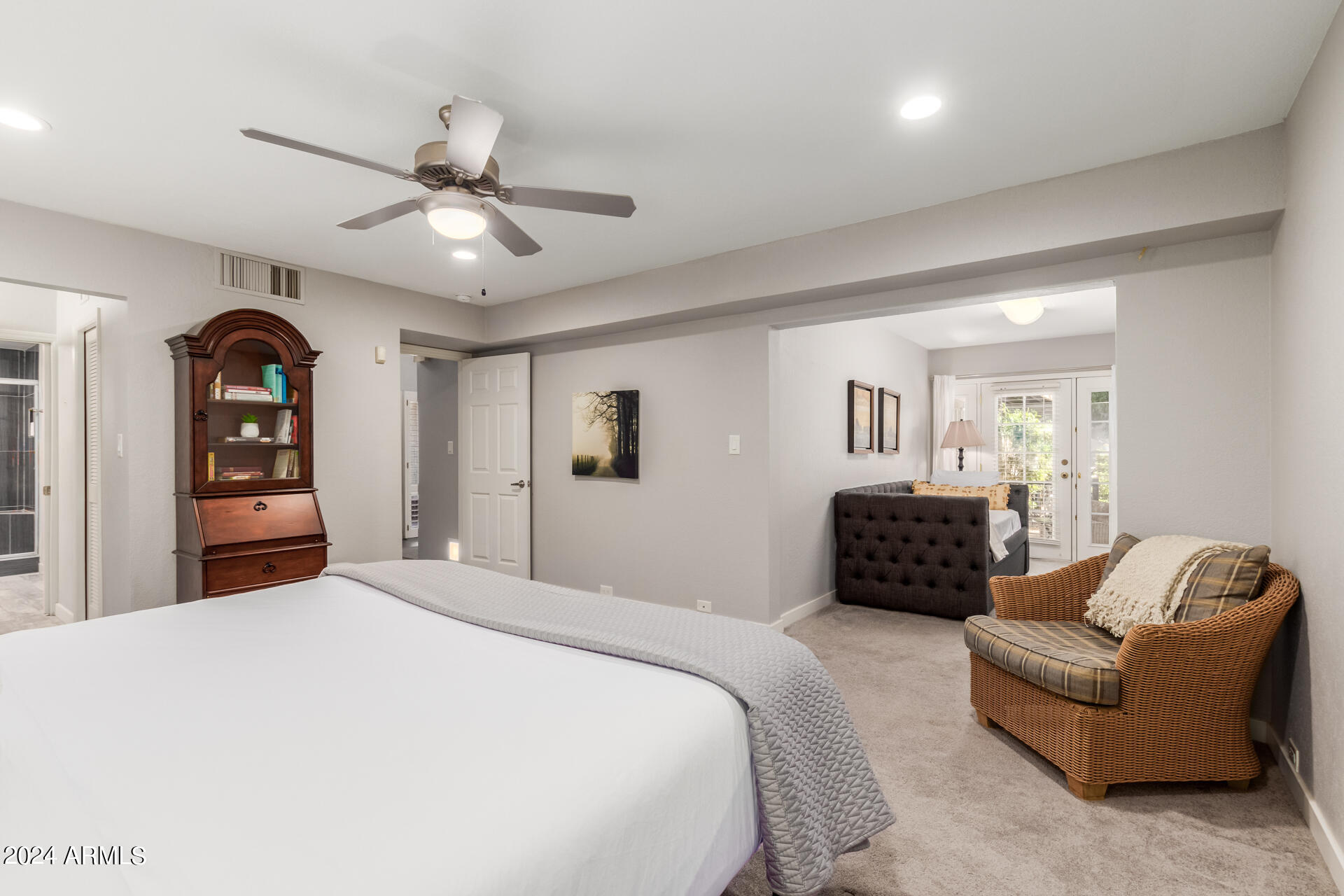 4525 N 66TH Street, 70