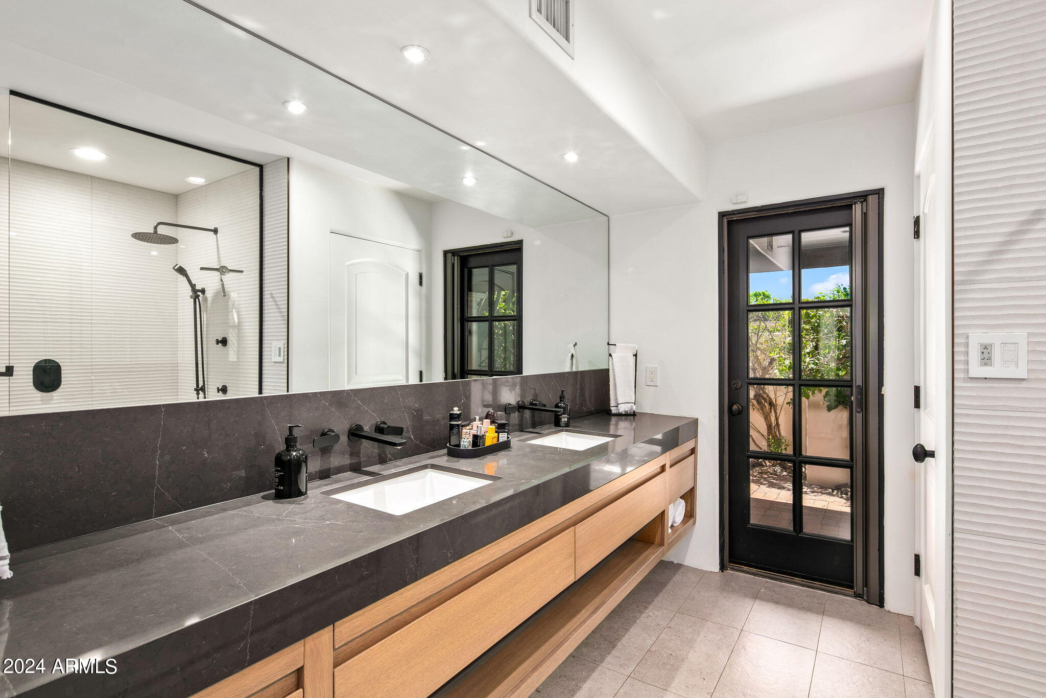 9836 E Topaz Drive