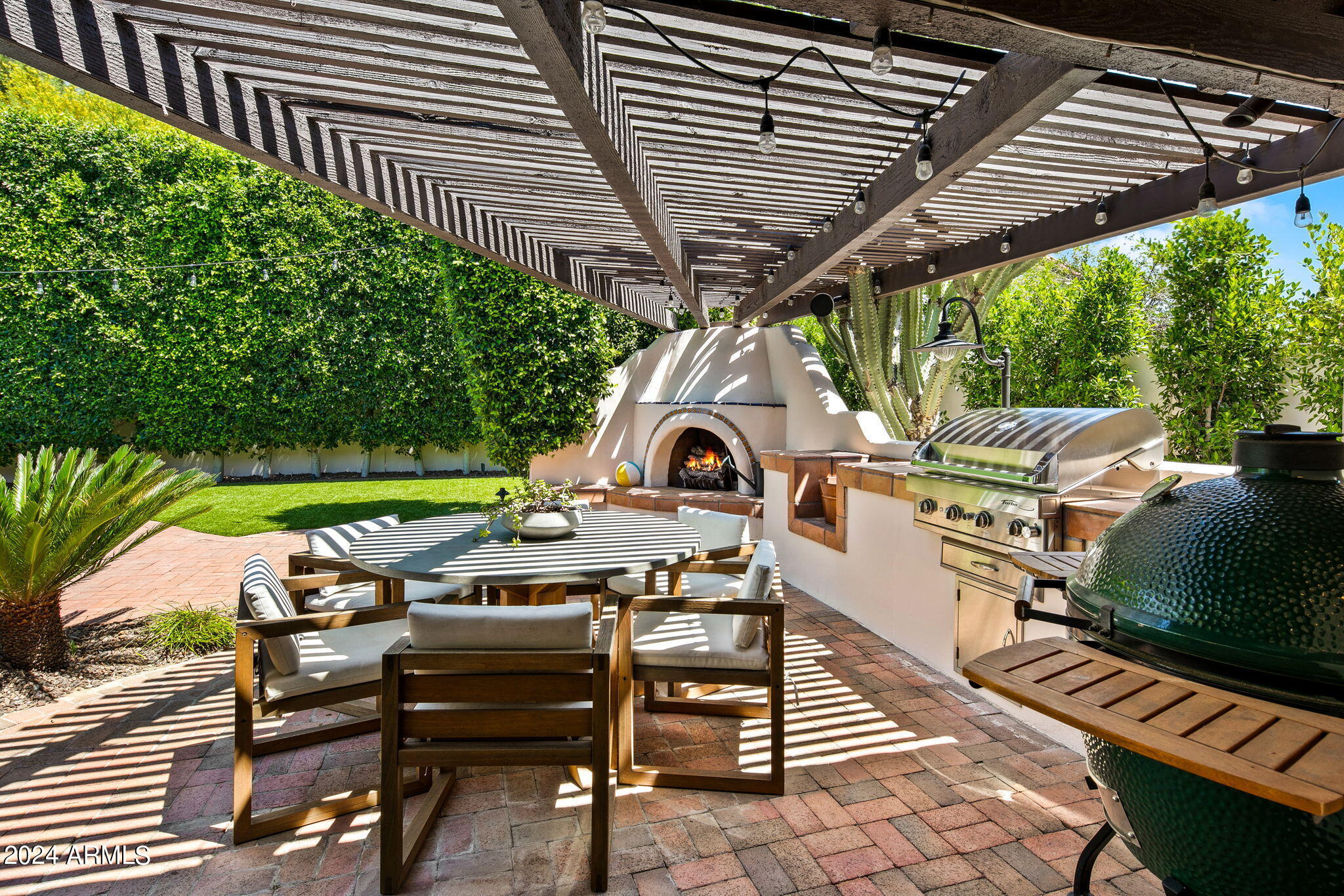 9836 E Topaz Drive