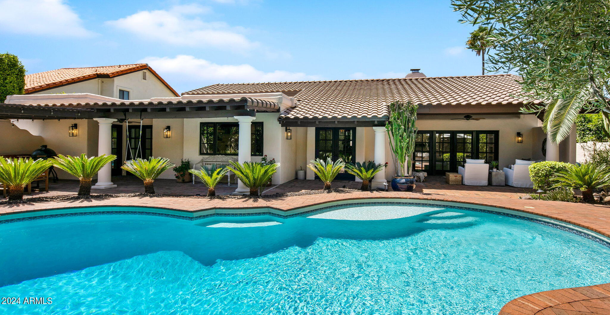 9836 E Topaz Drive