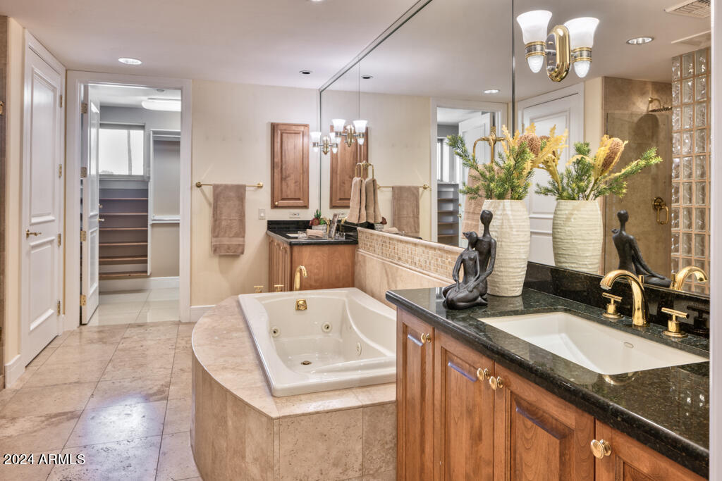 2402 E ESPLANADE Lane # 201