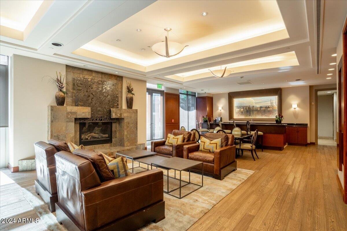 2402 E ESPLANADE Lane # 201
