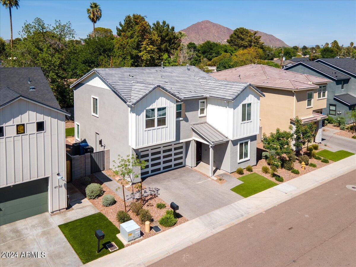 4006 E Campus Drive