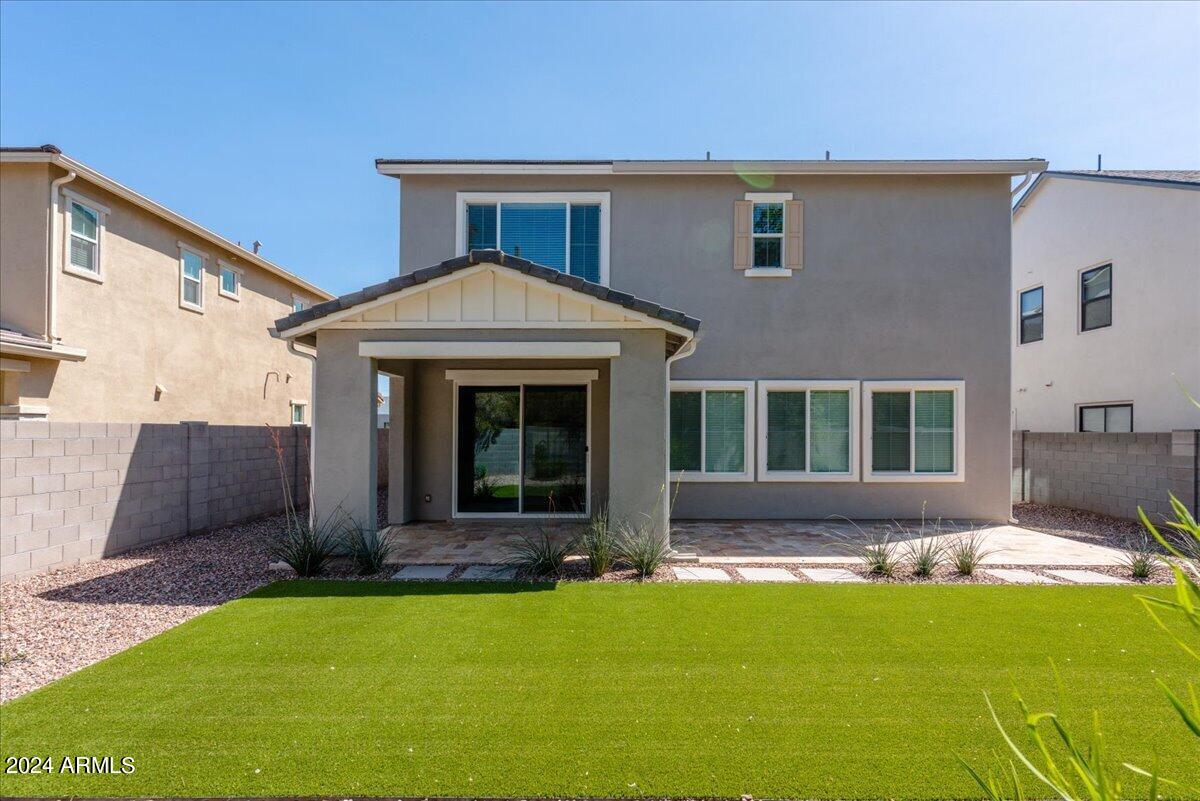 4006 E Campus Drive
