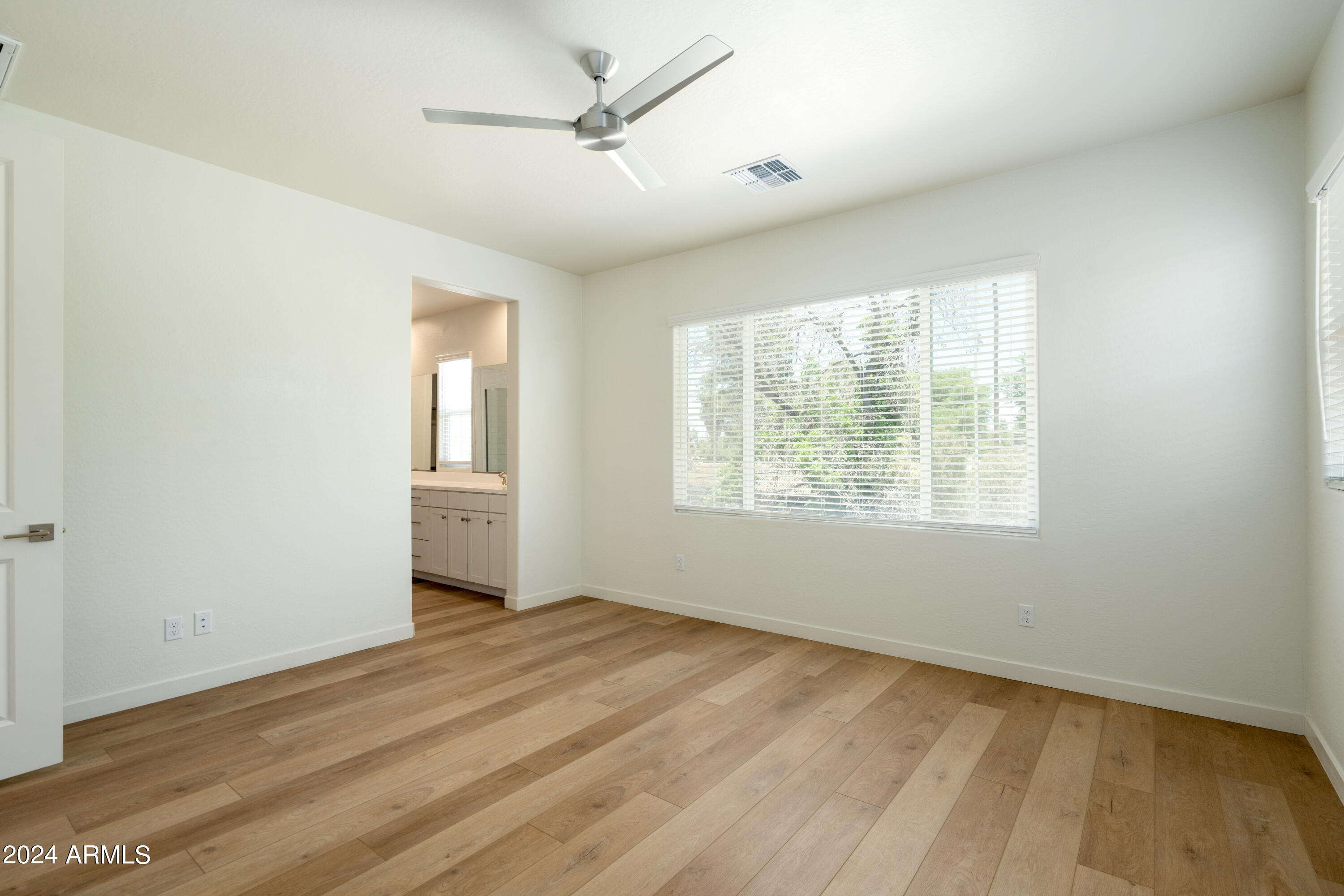 4006 E Campus Drive