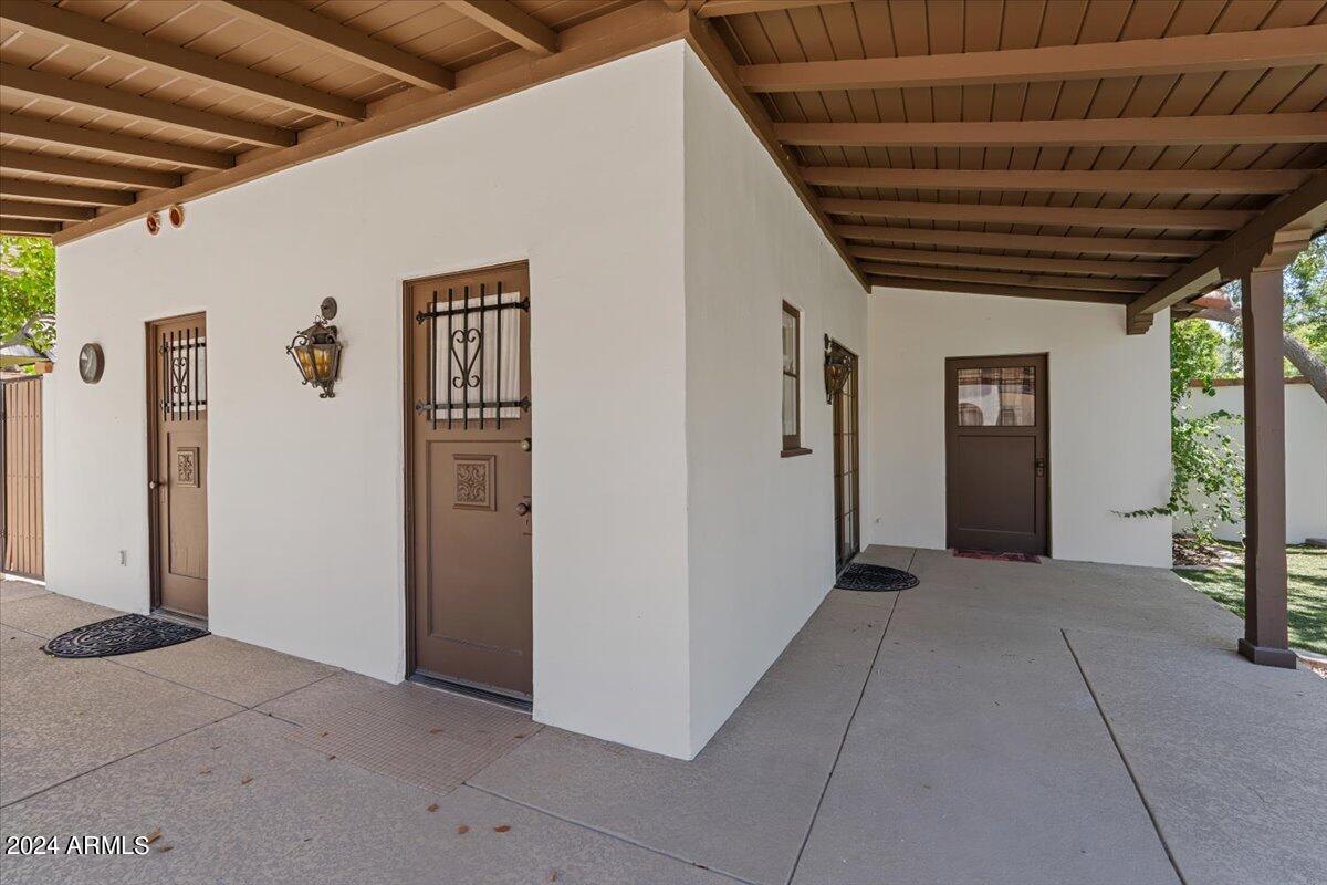 5908 E Orange Blossom Lane