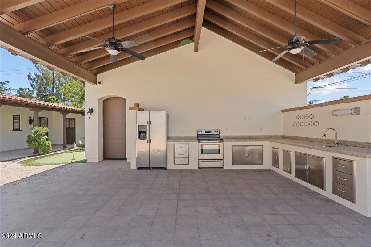 5908 E Orange Blossom Lane
