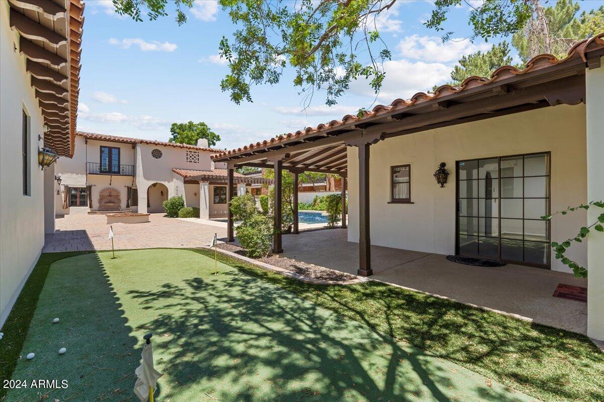 5908 E Orange Blossom Lane