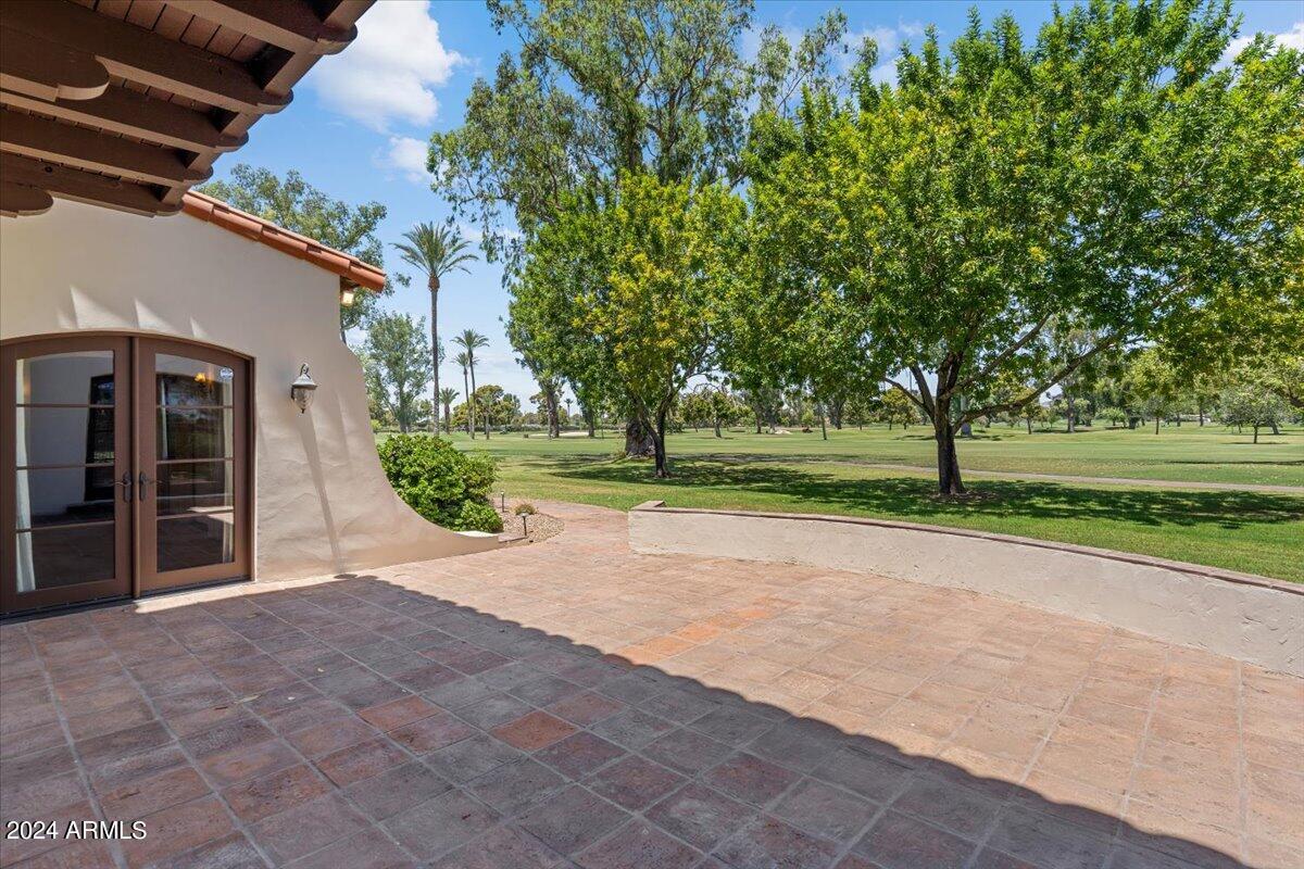 5908 E Orange Blossom Lane