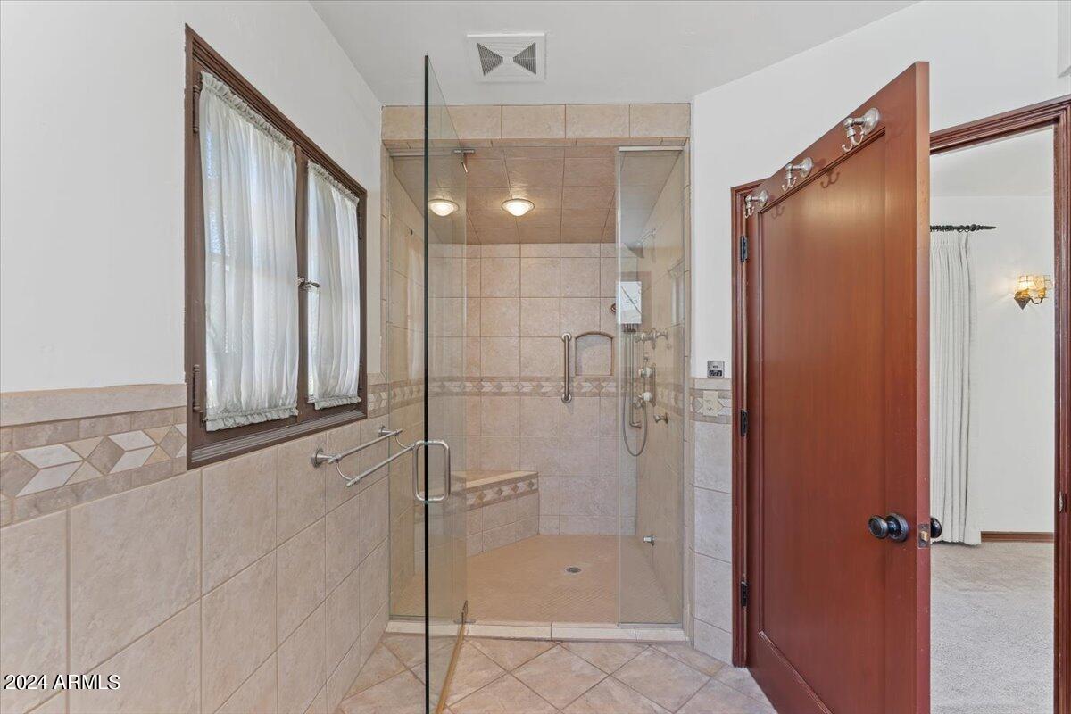 5908 E Orange Blossom Lane