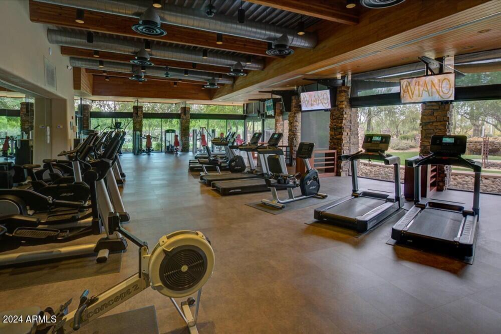 22616 N 39TH Terrace