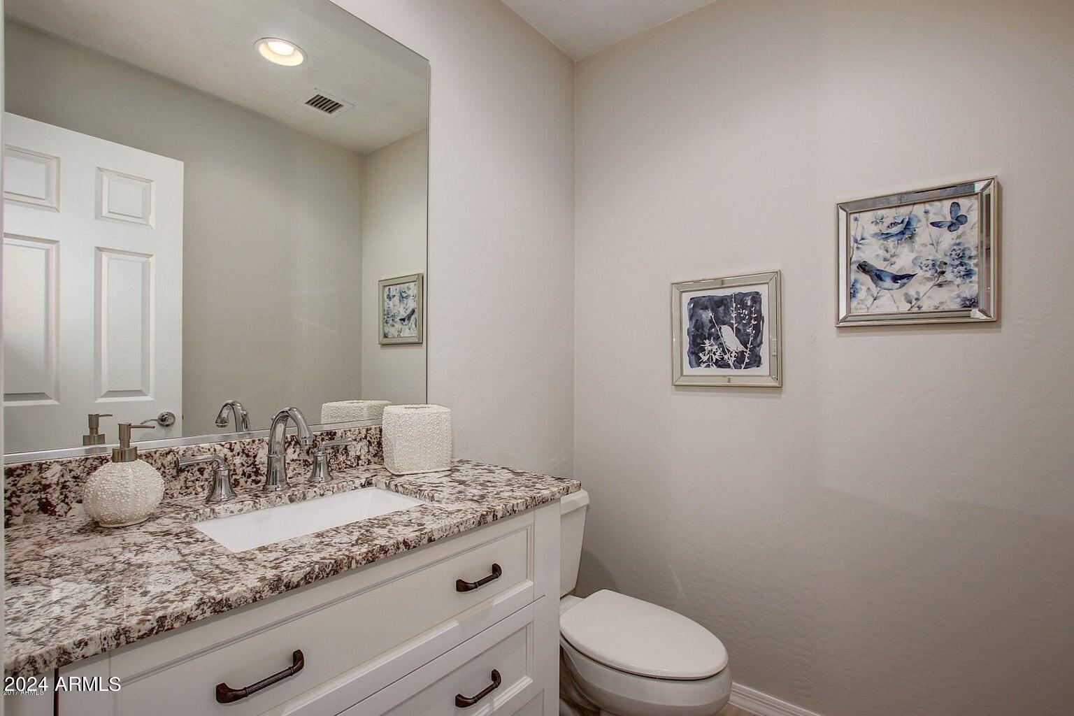 22616 N 39TH Terrace