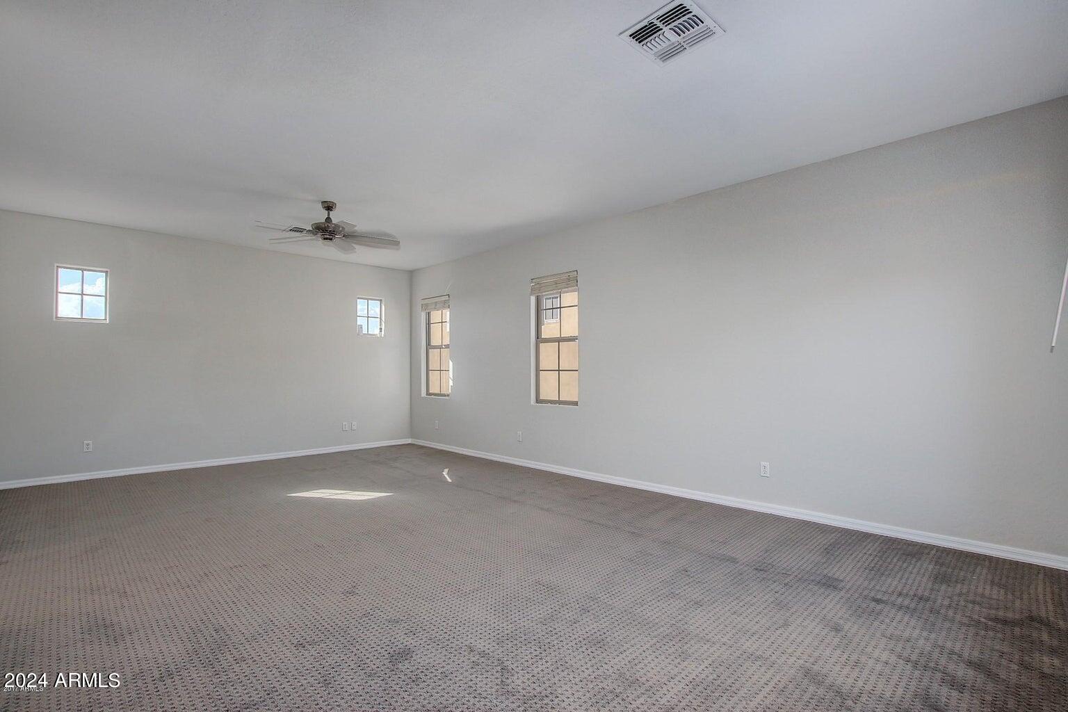 22616 N 39TH Terrace