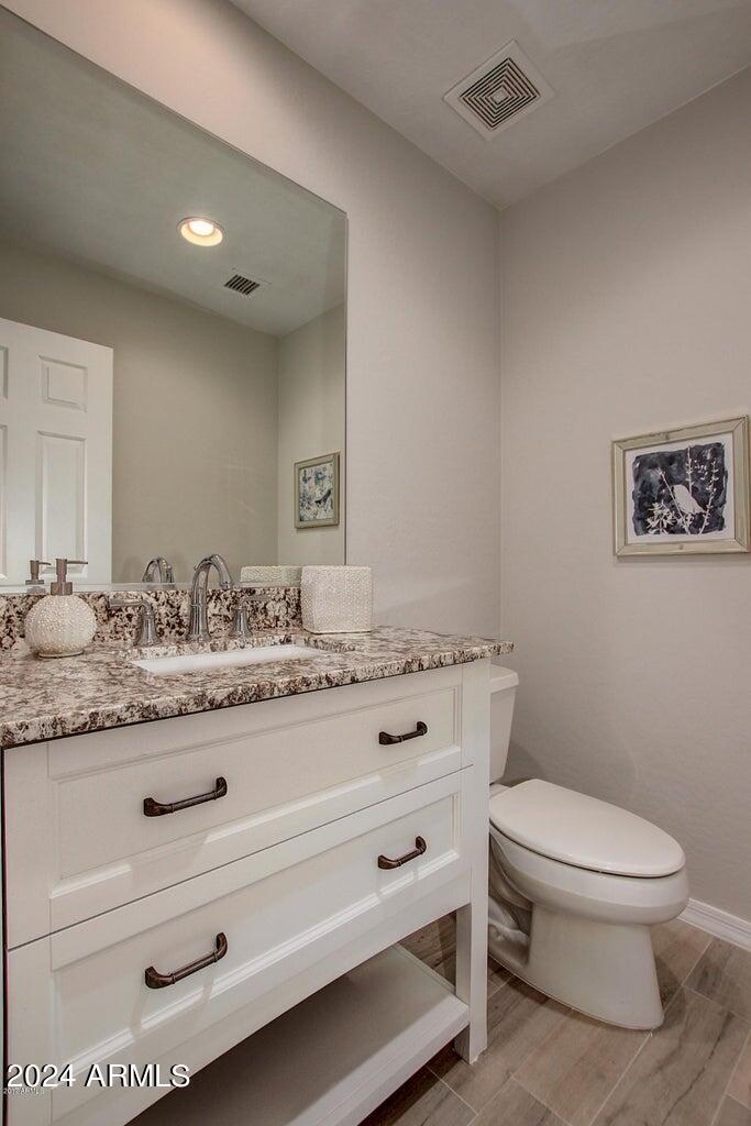 22616 N 39TH Terrace