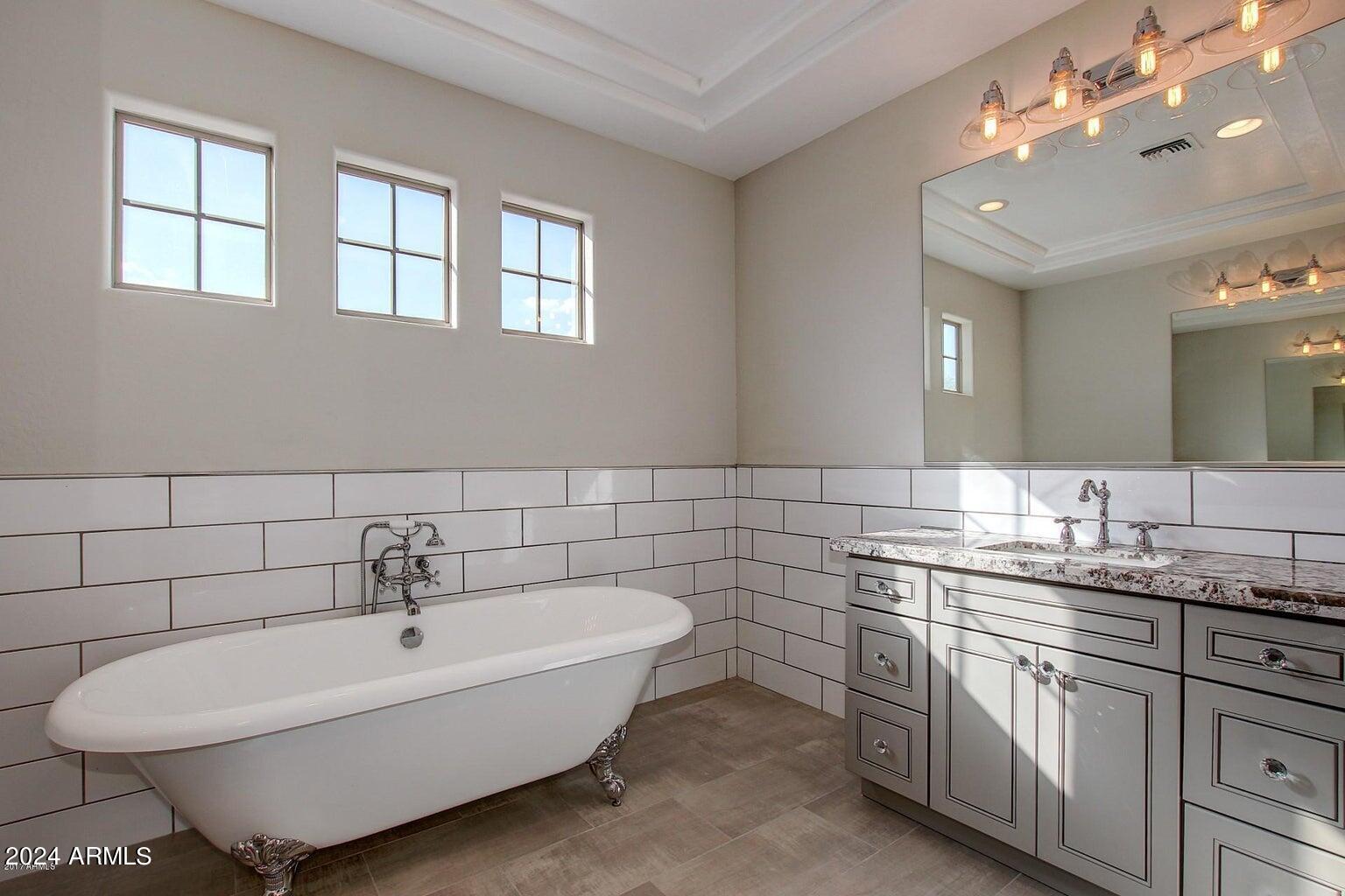 22616 N 39TH Terrace