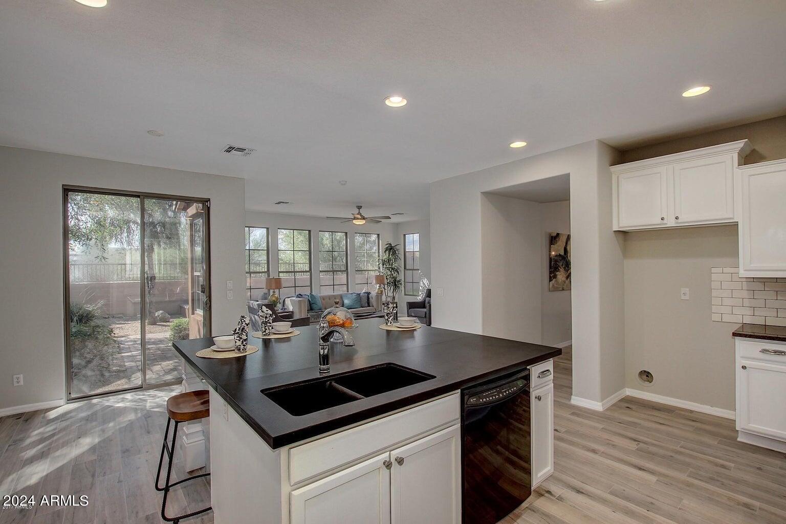 22616 N 39TH Terrace