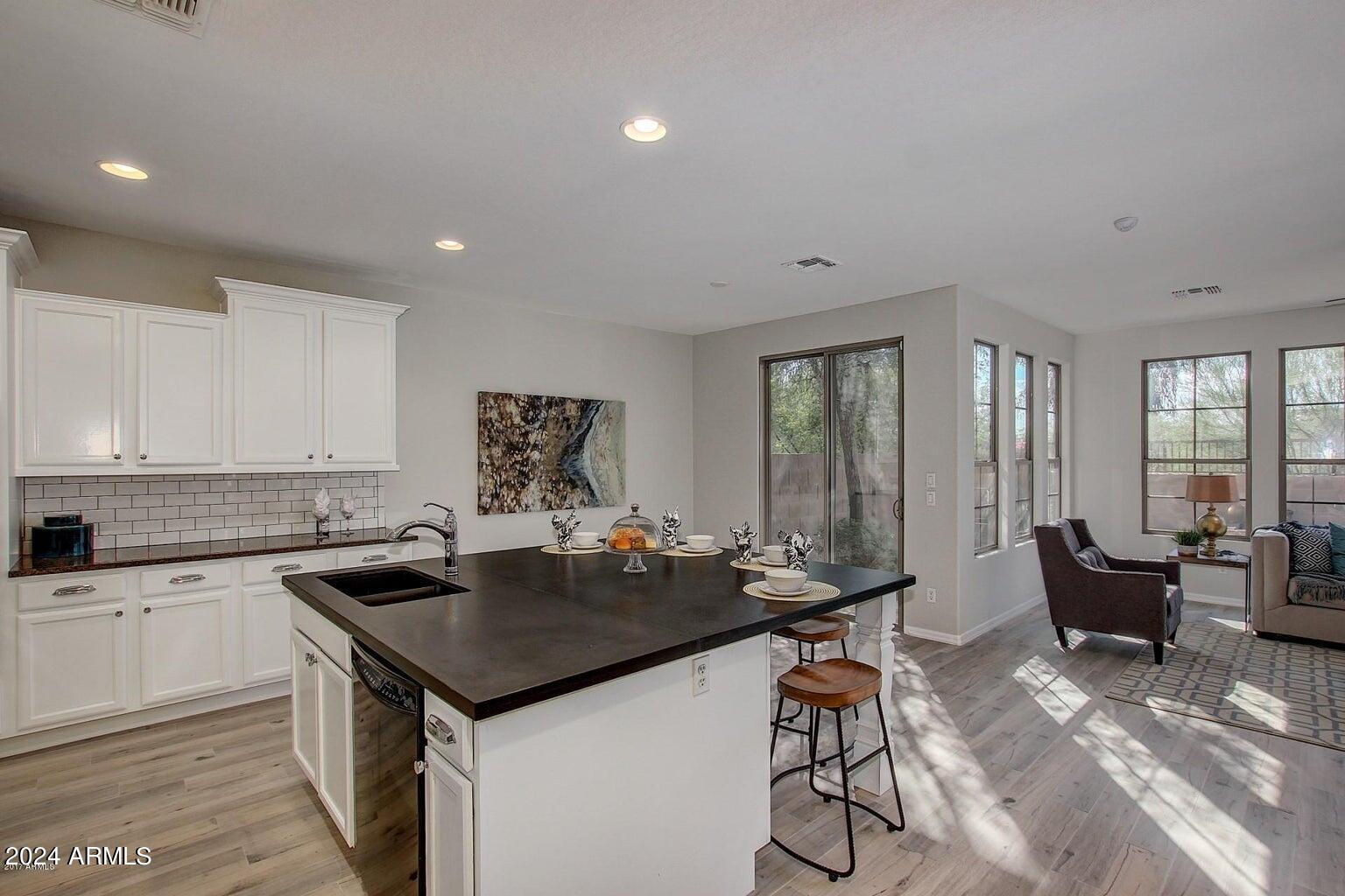 22616 N 39TH Terrace