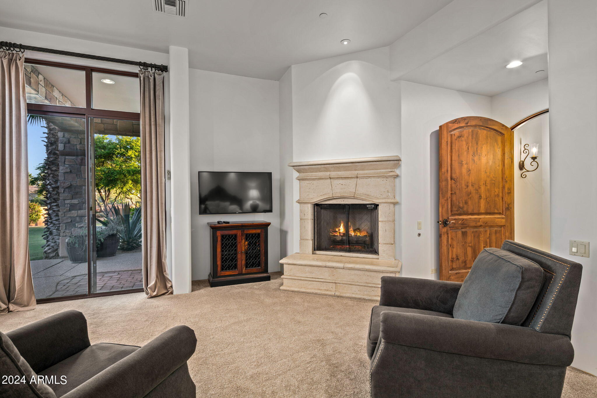 8537 E Los Gatos Drive