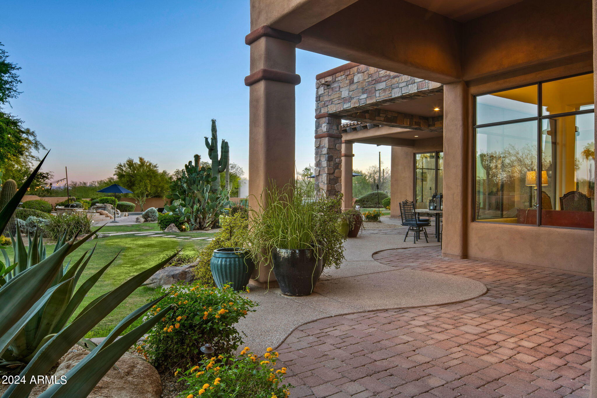 8537 E Los Gatos Drive