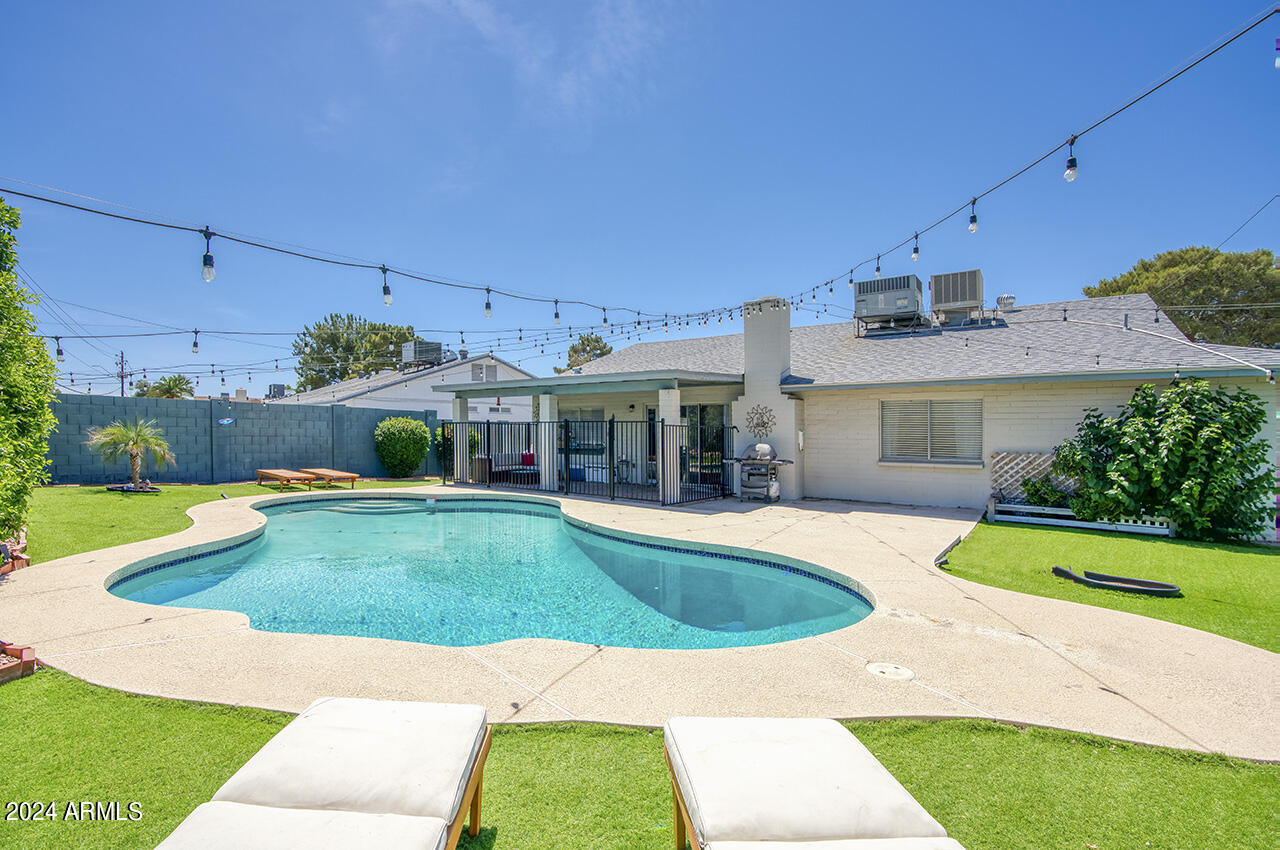 3356 W JUNIPER Avenue