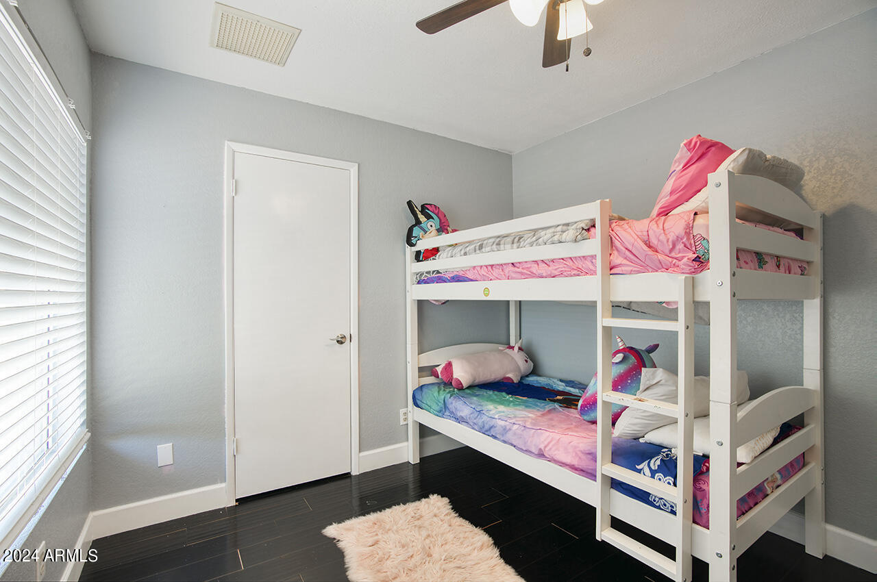 3356 W JUNIPER Avenue