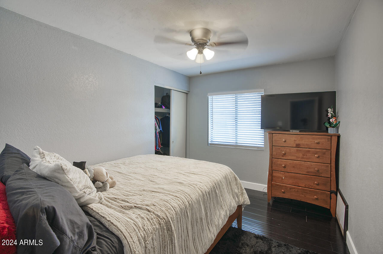 3356 W JUNIPER Avenue