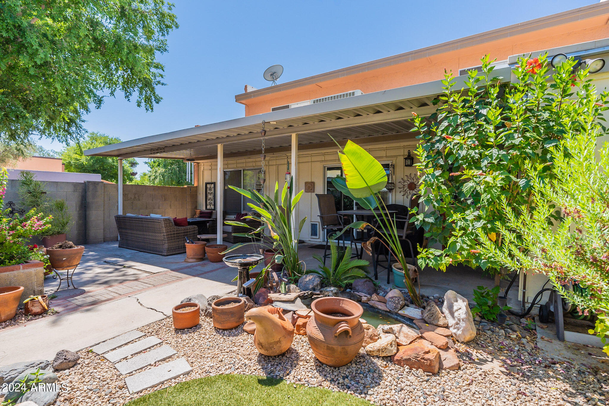 1736 W CITRUS Way