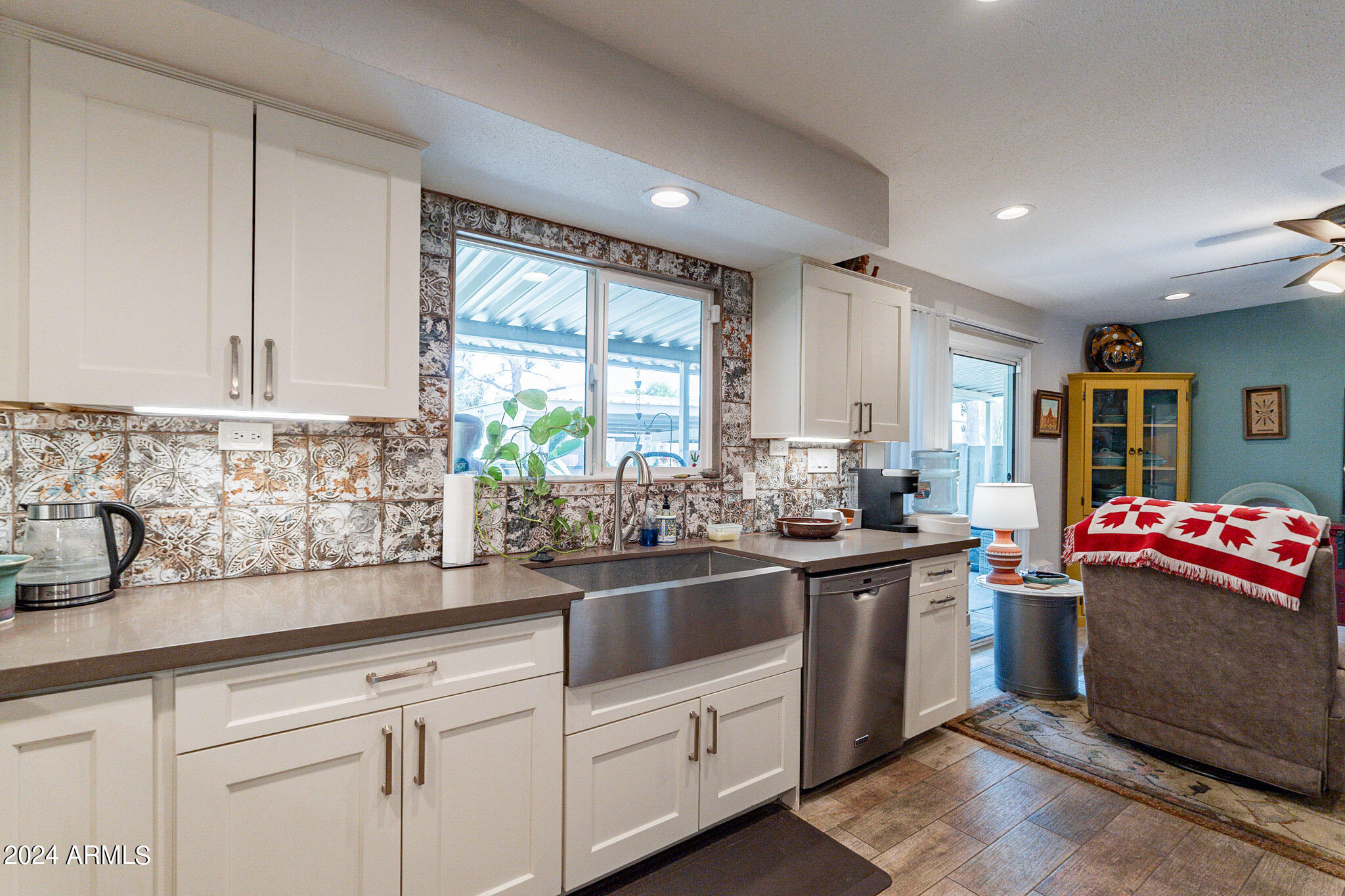 1736 W CITRUS Way