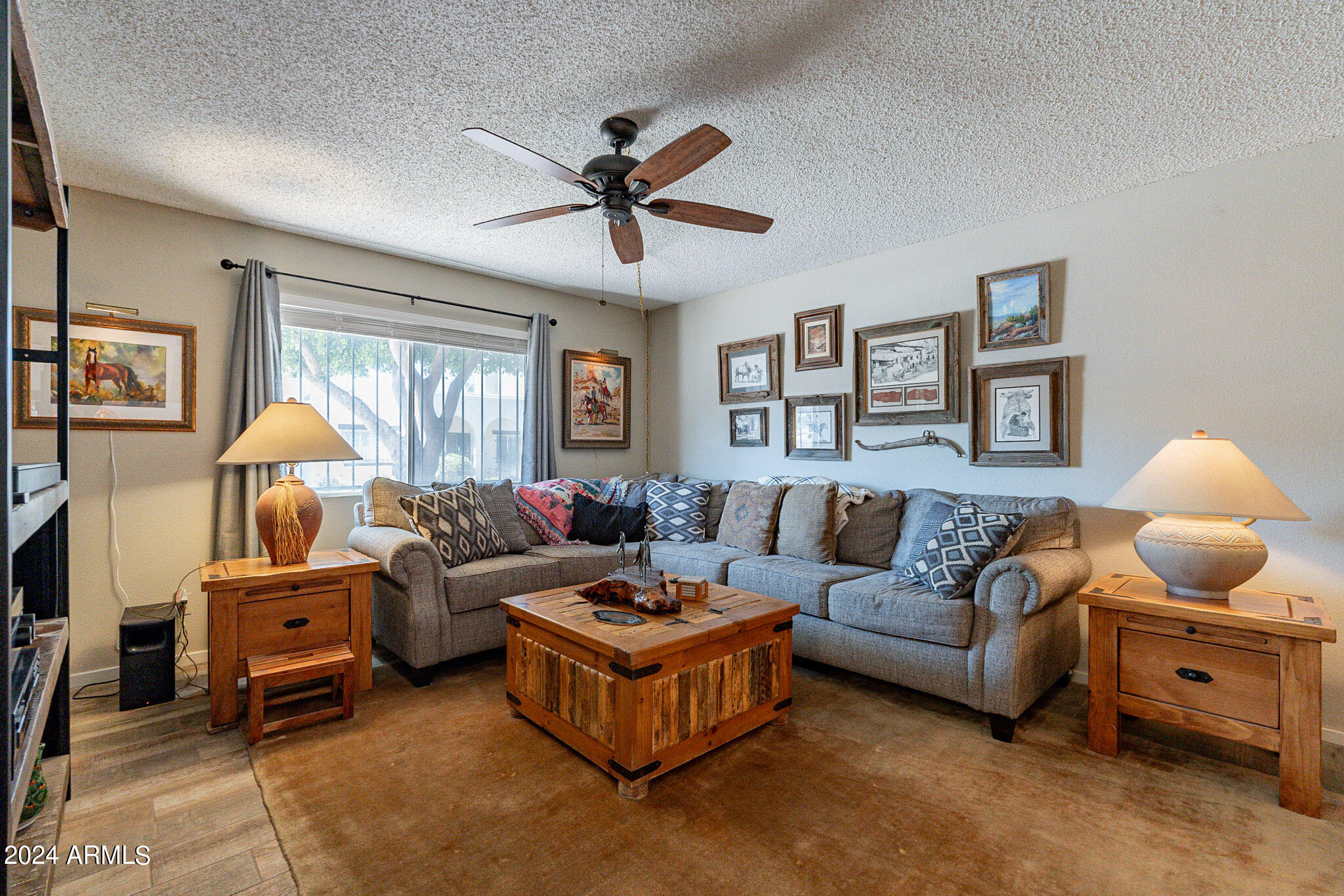 1736 W CITRUS Way