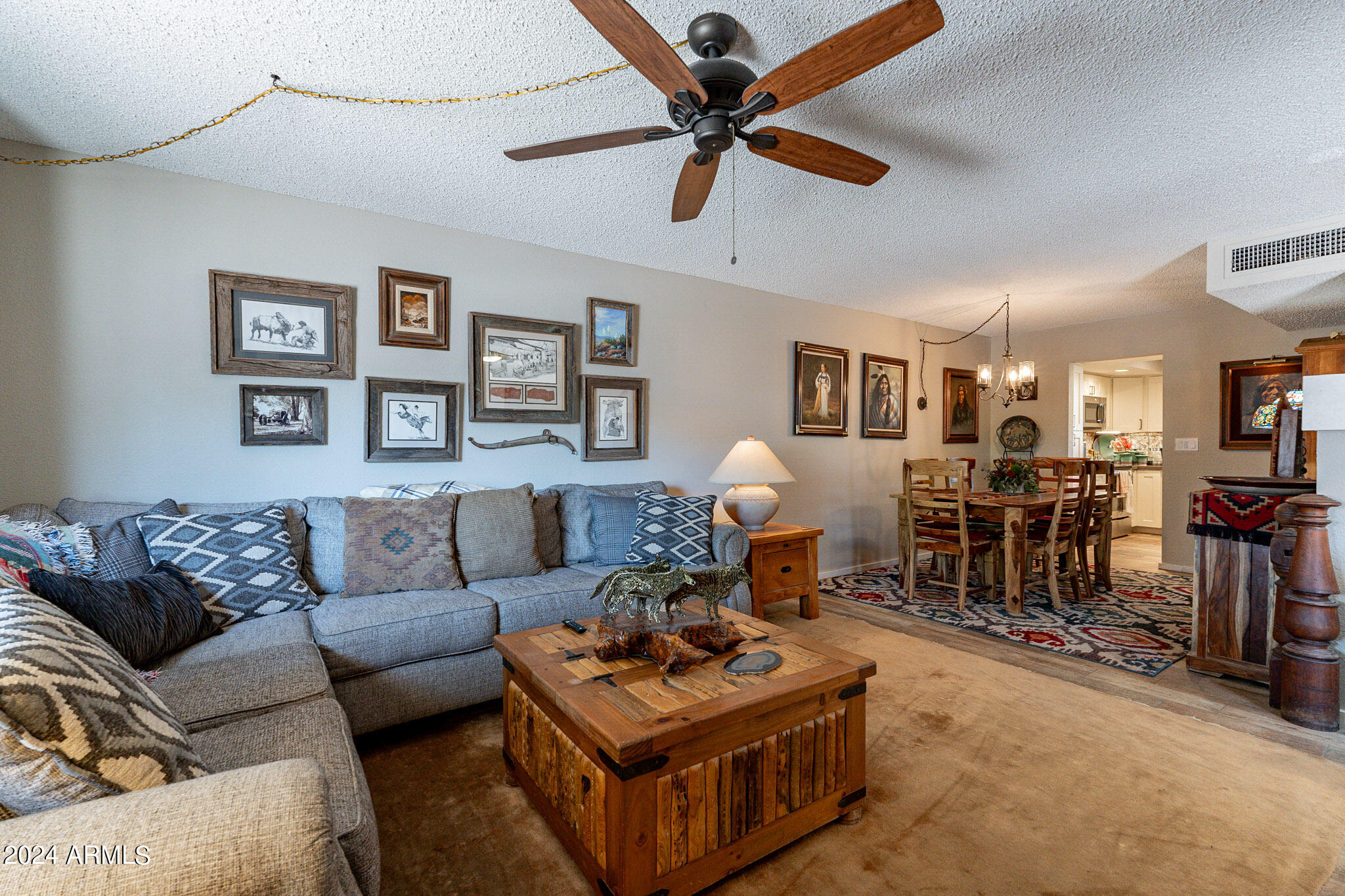 1736 W CITRUS Way
