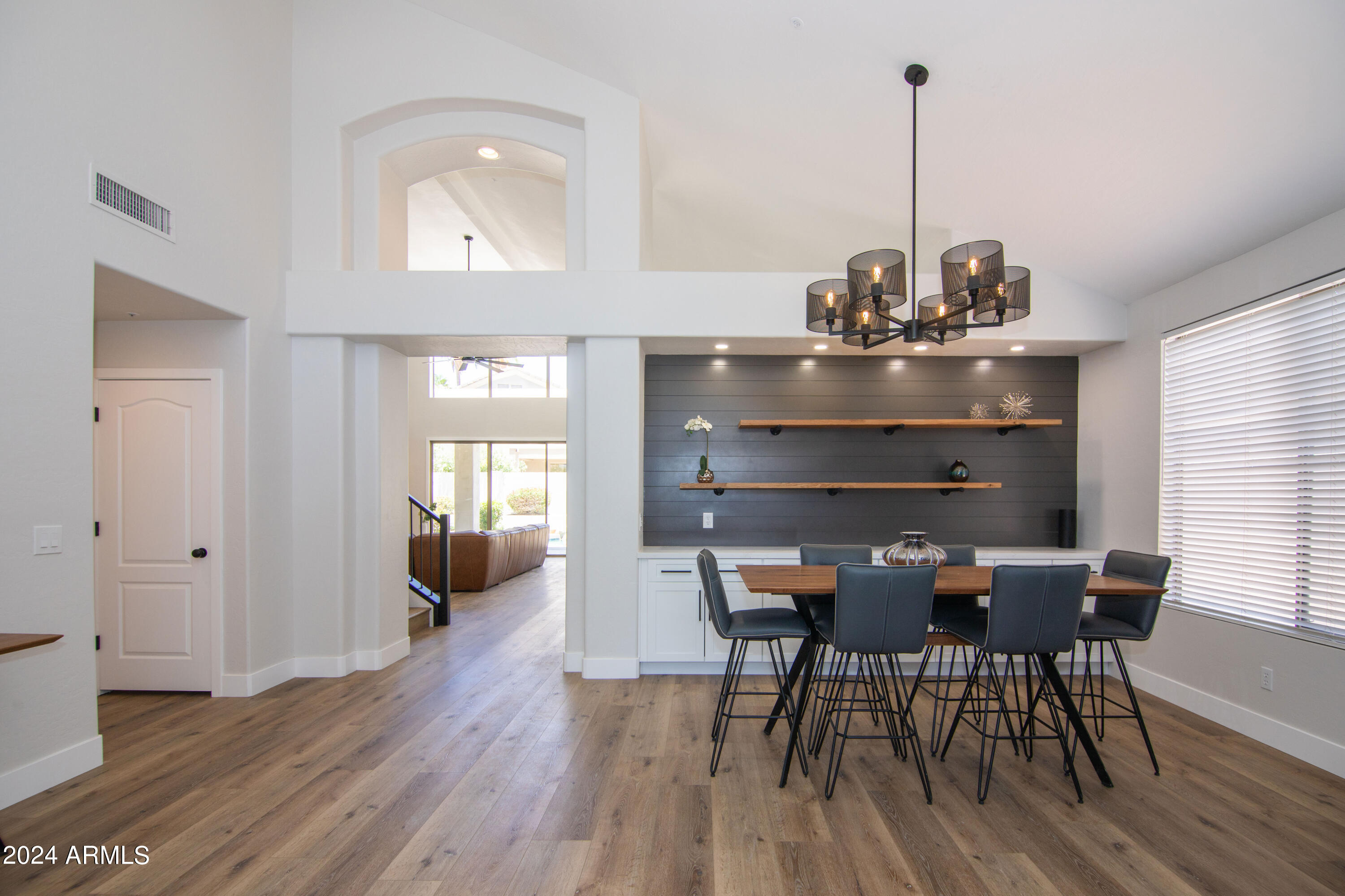 9648 E Davenport Drive