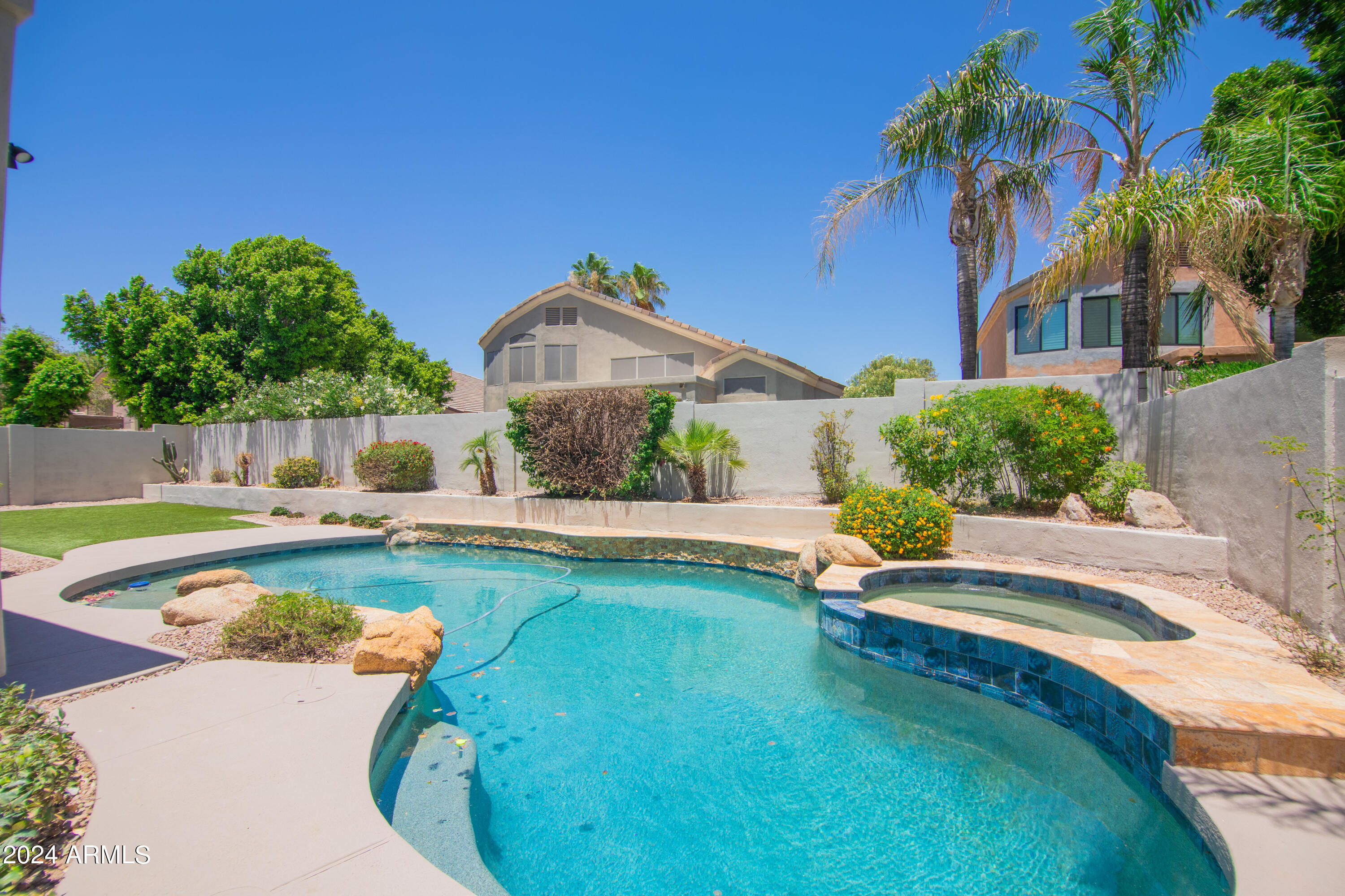9648 E Davenport Drive