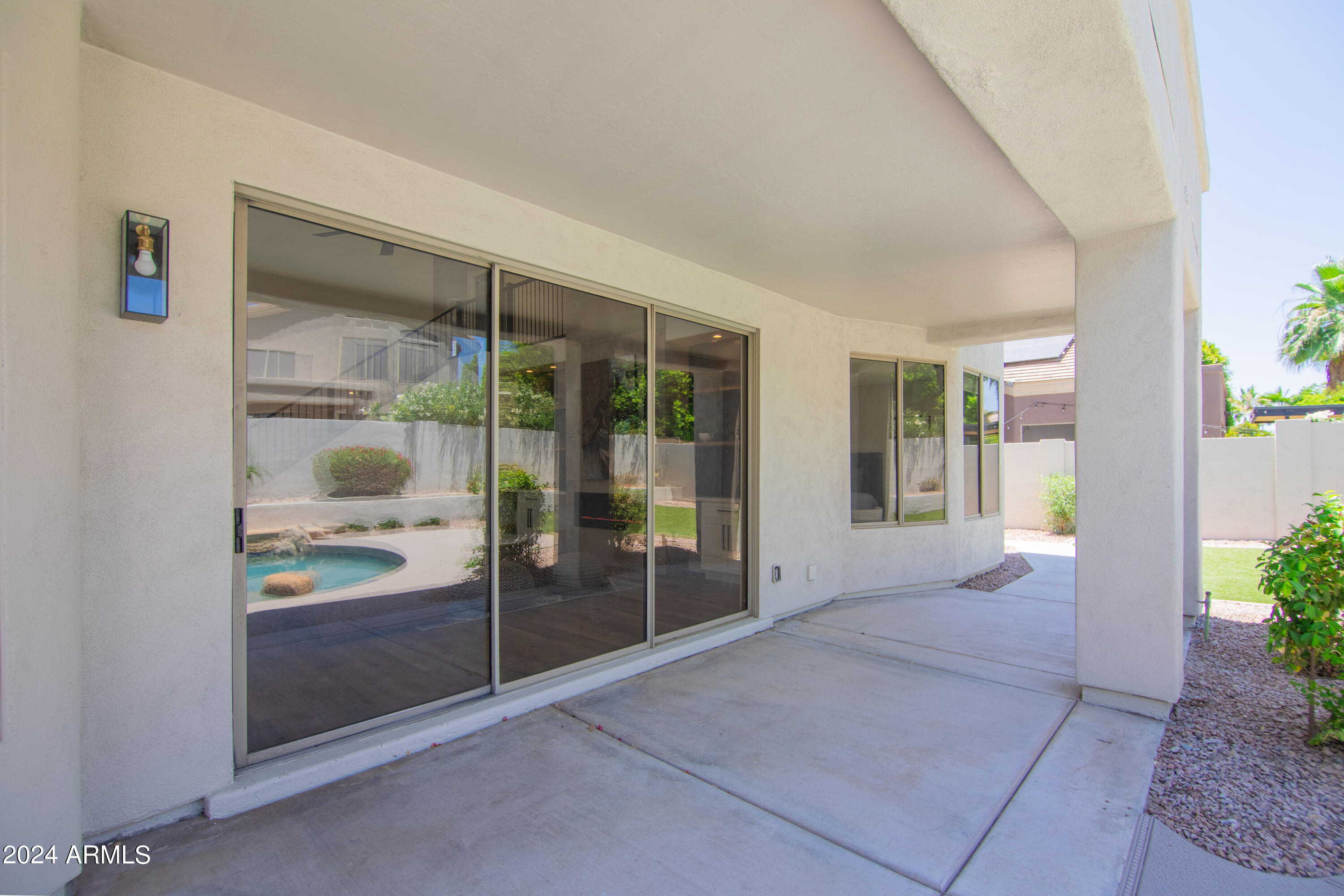 9648 E Davenport Drive