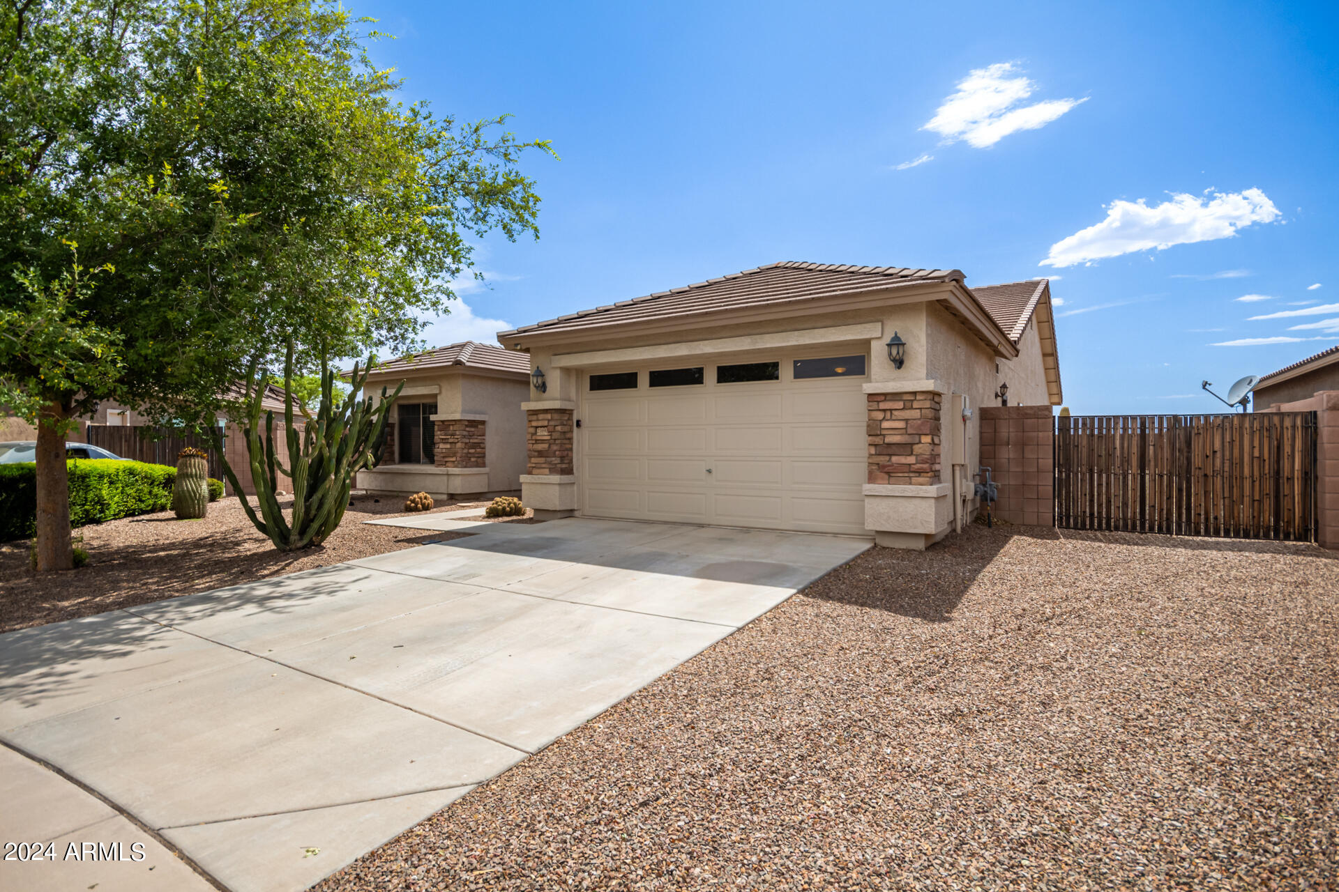 21690 N SUNSET Drive