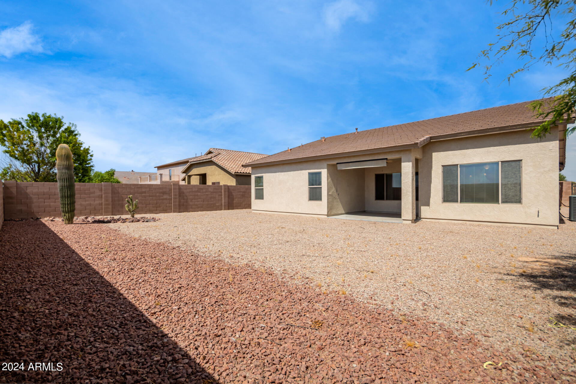 21690 N SUNSET Drive