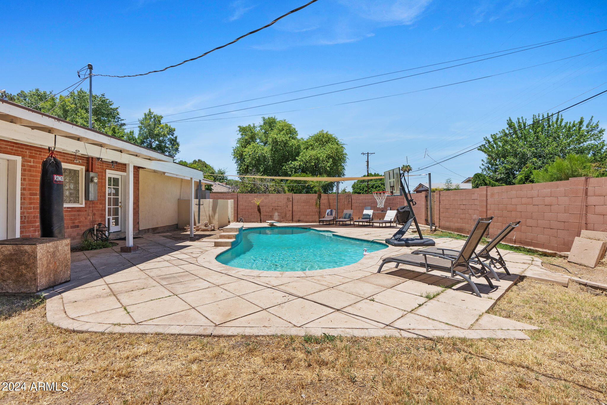 1928 E PALO VERDE Drive