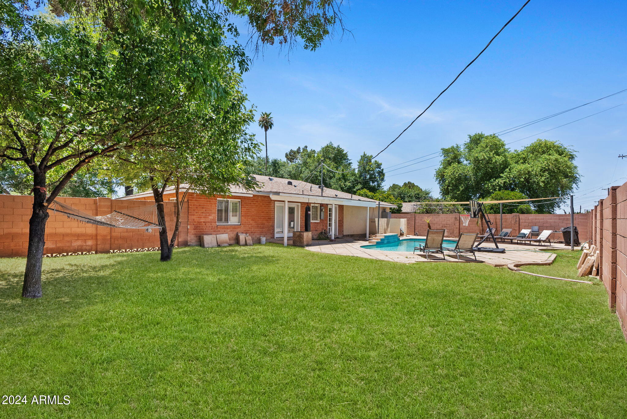 1928 E PALO VERDE Drive
