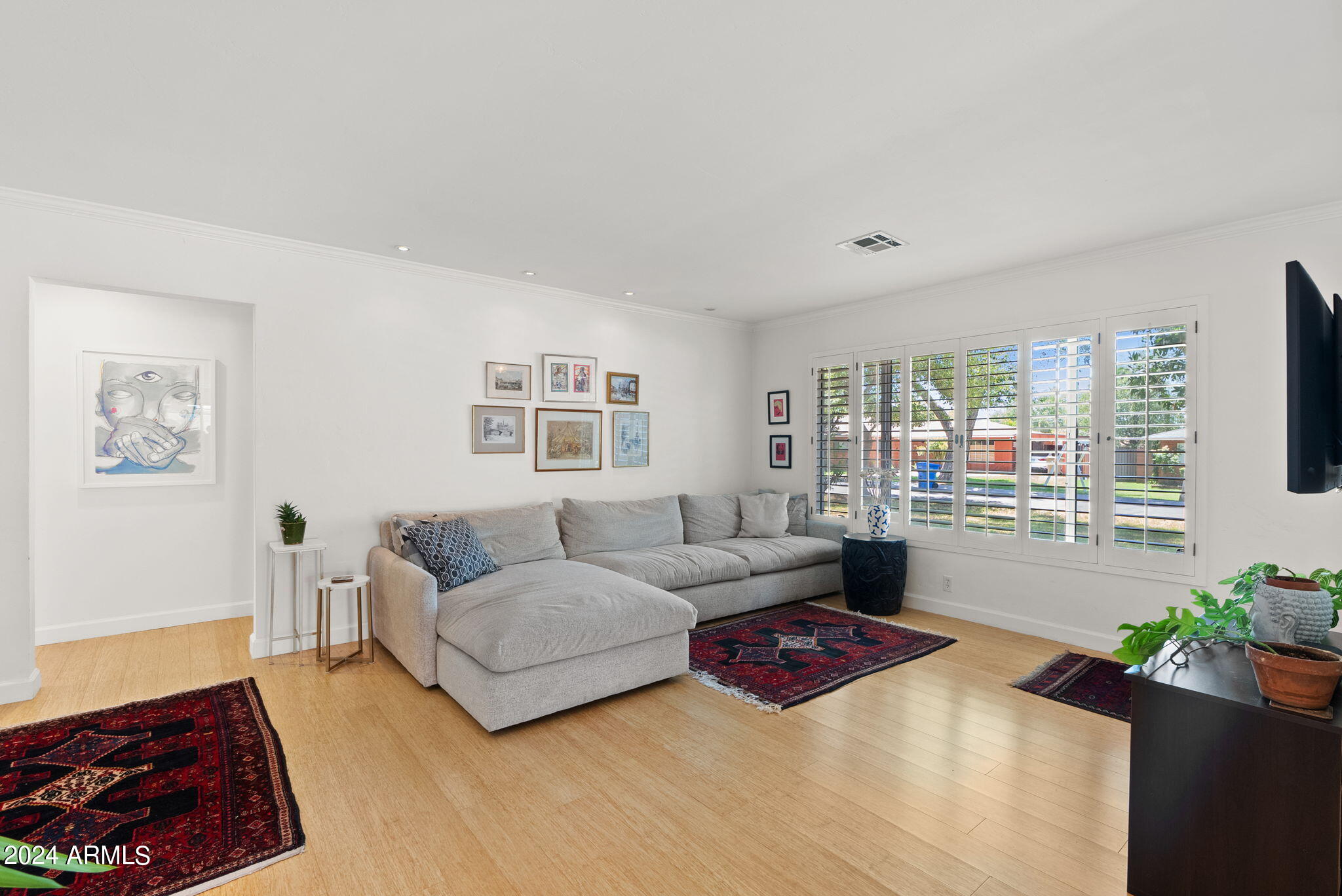 1928 E PALO VERDE Drive