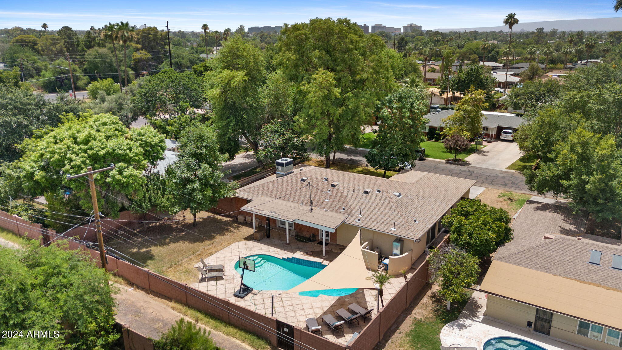 1928 E PALO VERDE Drive
