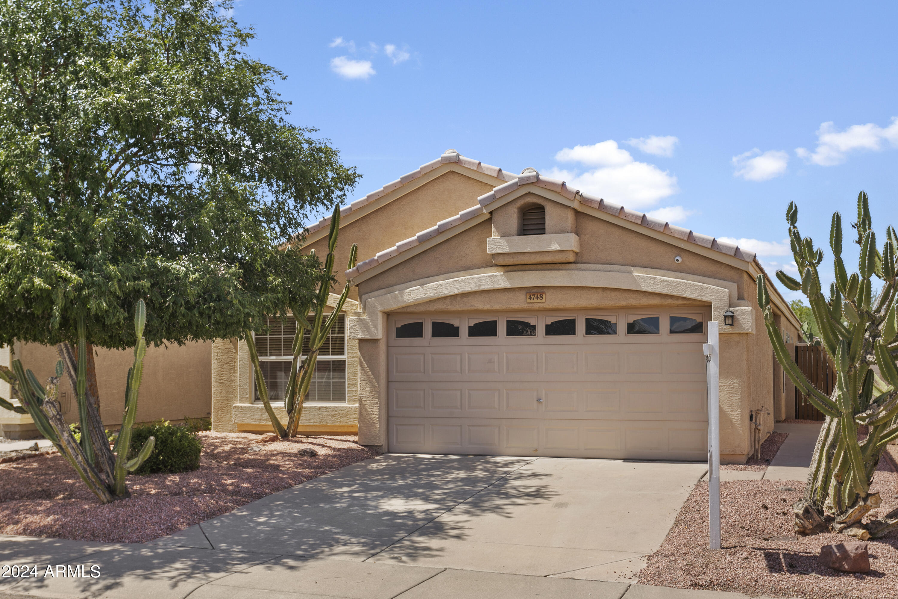 4748 E DESERT WIND Drive
