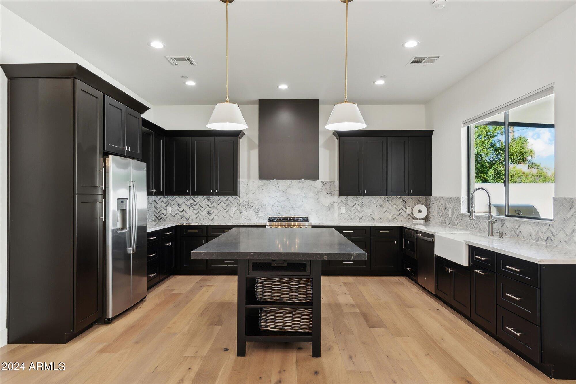 1420 N 78TH Street