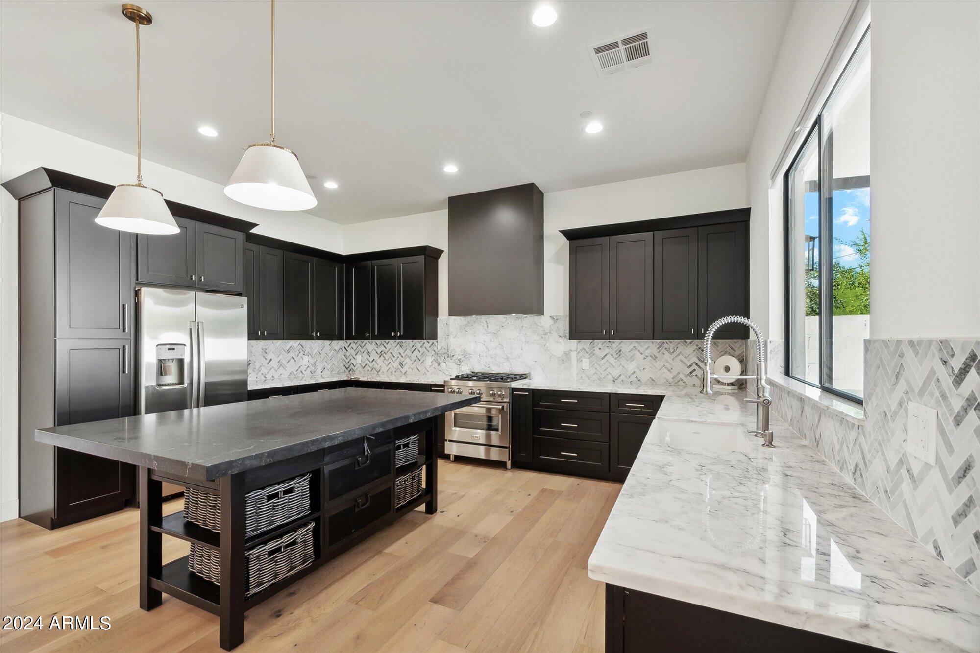 1420 N 78TH Street