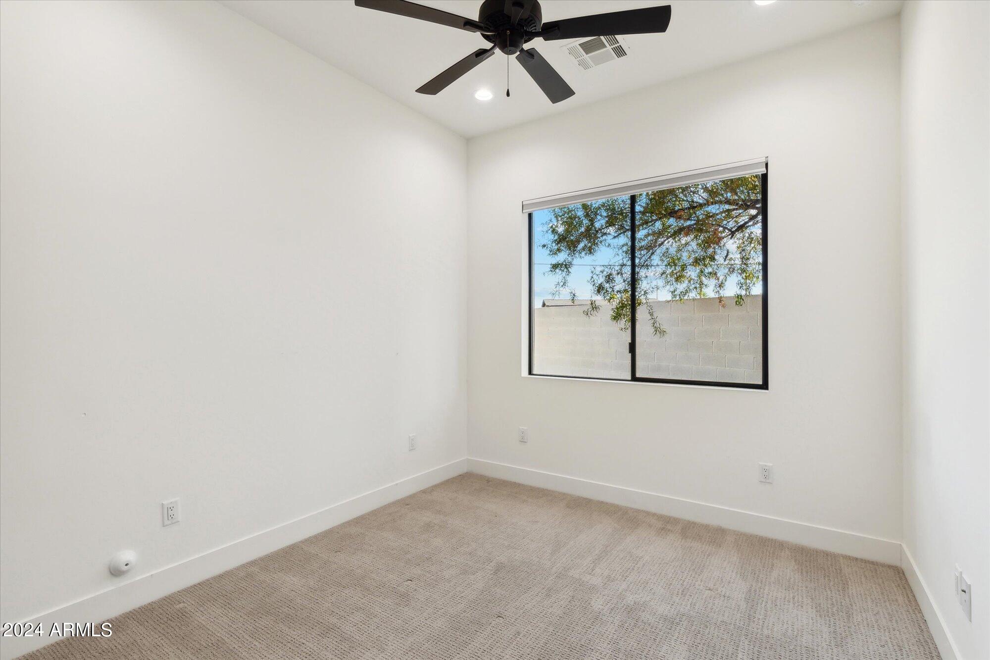 1420 N 78TH Street