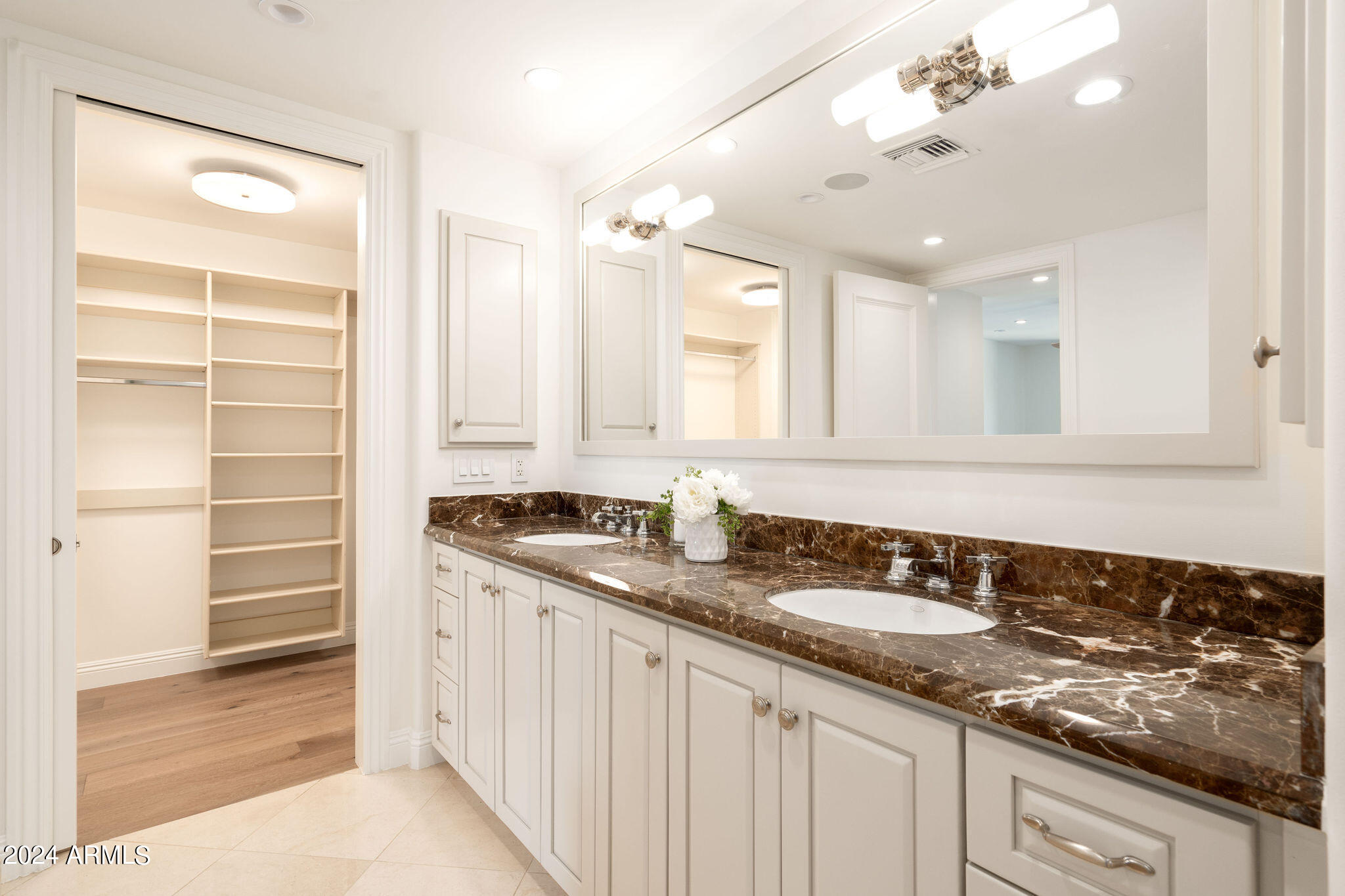 7181 E Camelback Road # 504