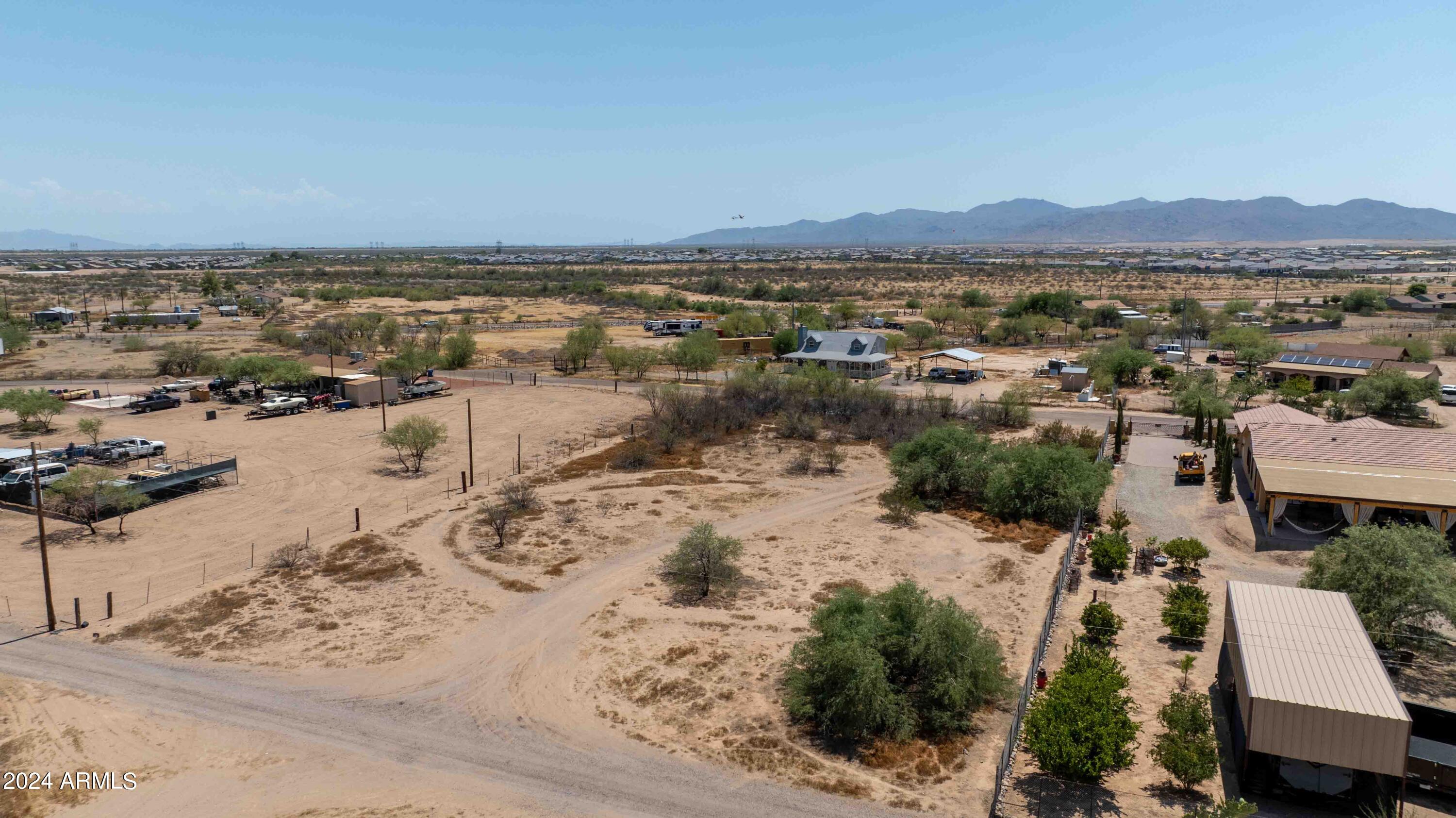 24 N BECON FIELD Road # 52