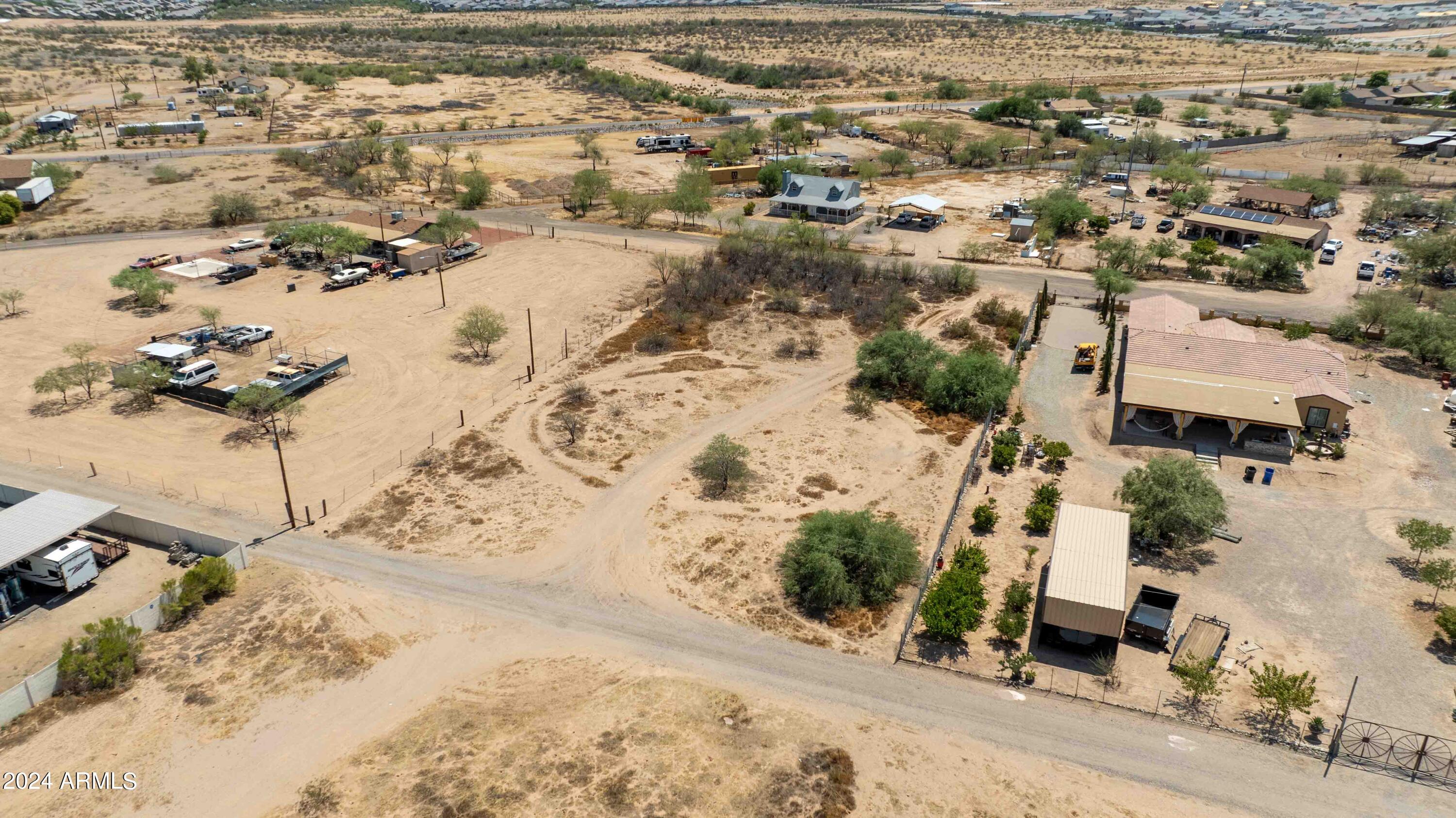 24 N BECON FIELD Road # 52