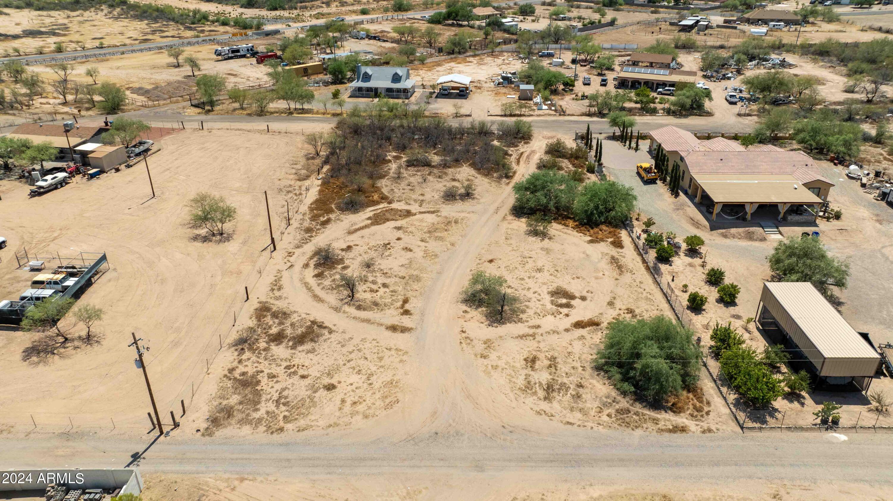 24 N BECON FIELD Road # 52