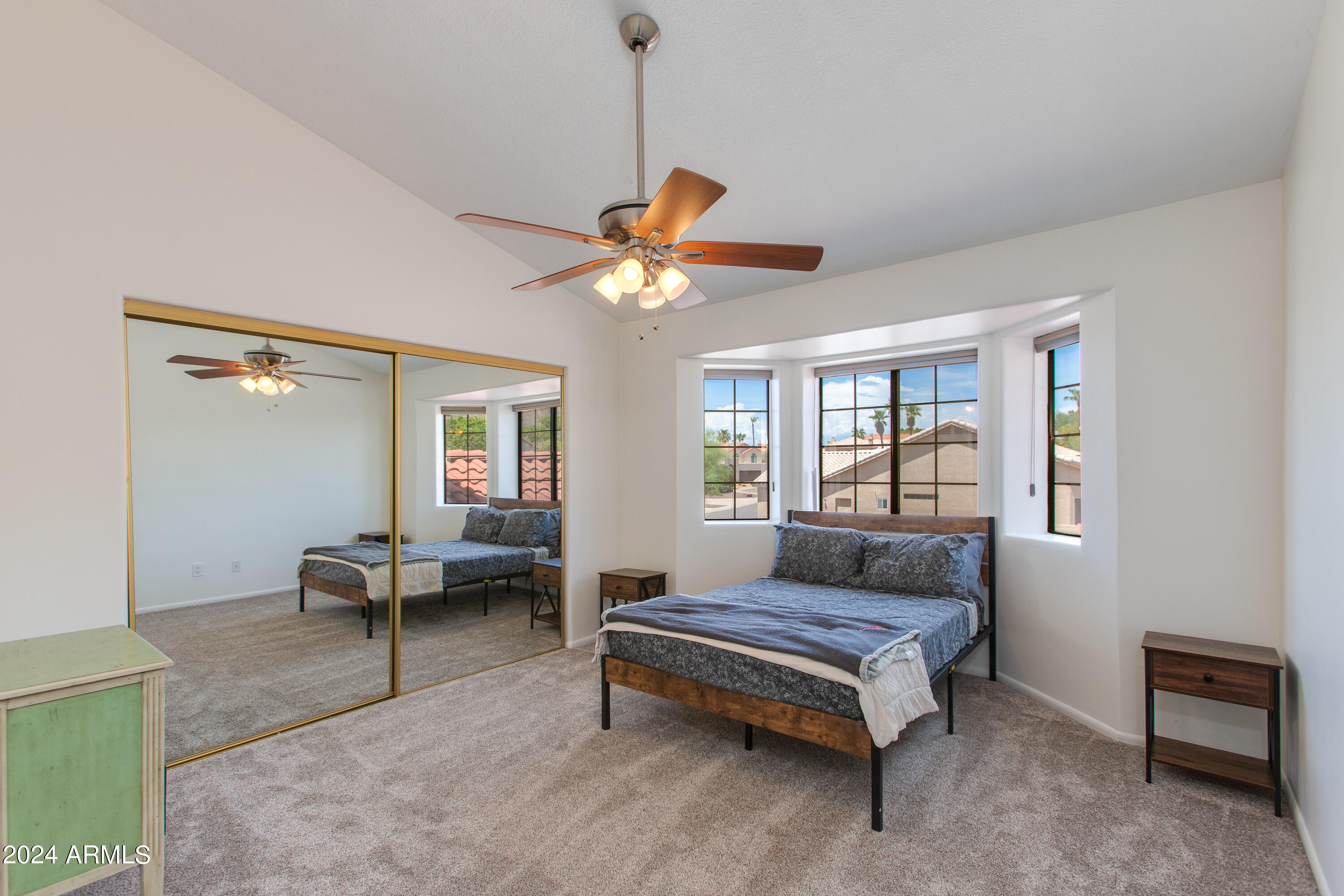 1067 E SEMINOLE Drive